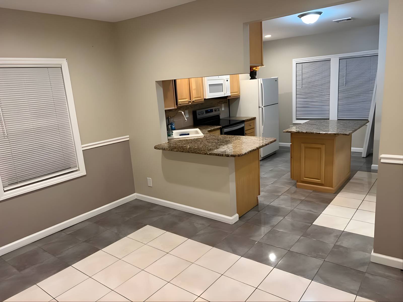 #4 photo, 57 S Fulton Street, Westbury , NY 11590