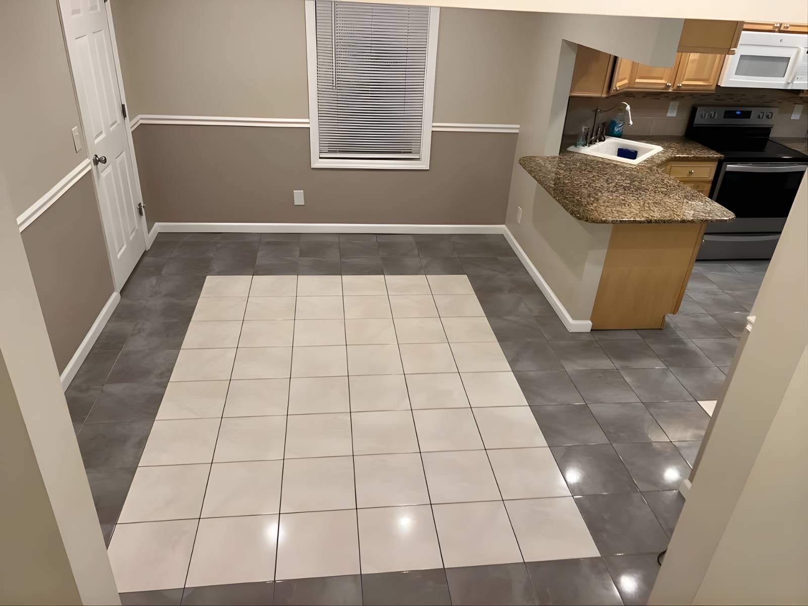 #7 photo, 57 S Fulton Street, Westbury , NY 11590