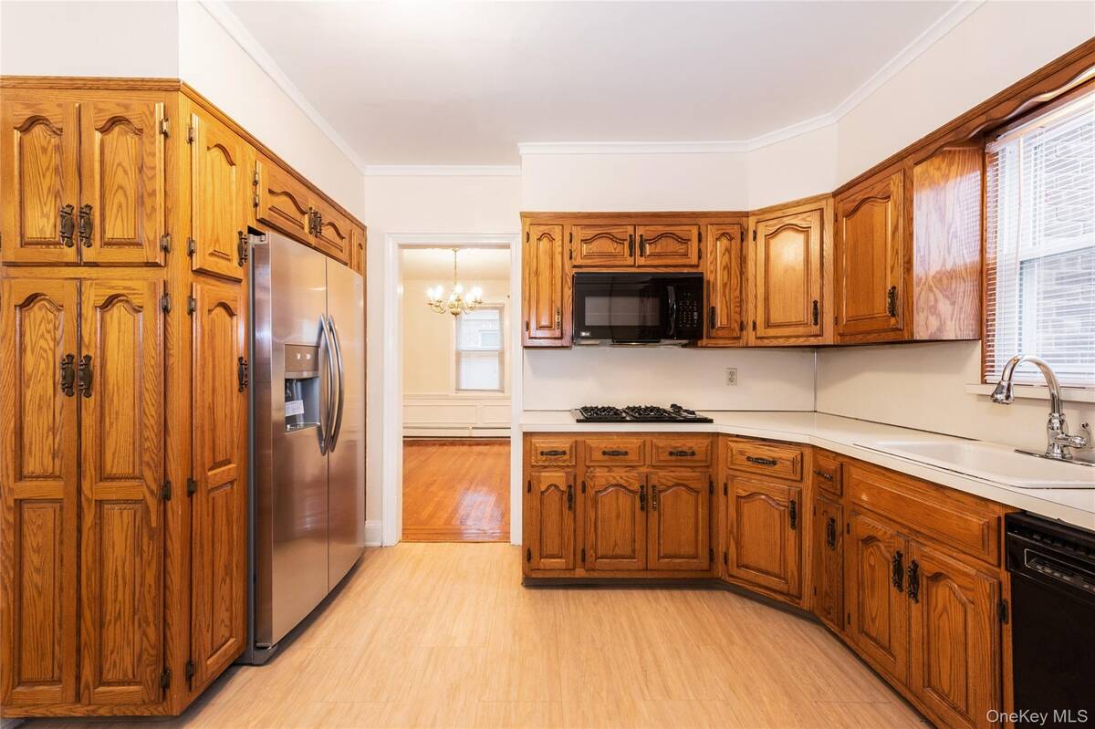 #12 photo, 166-23 24th Avenue, Whitestone , NY 11357