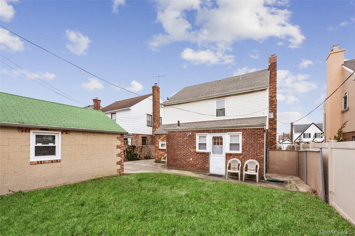 #22 photo, 166-23 24th Avenue, Whitestone , NY 11357