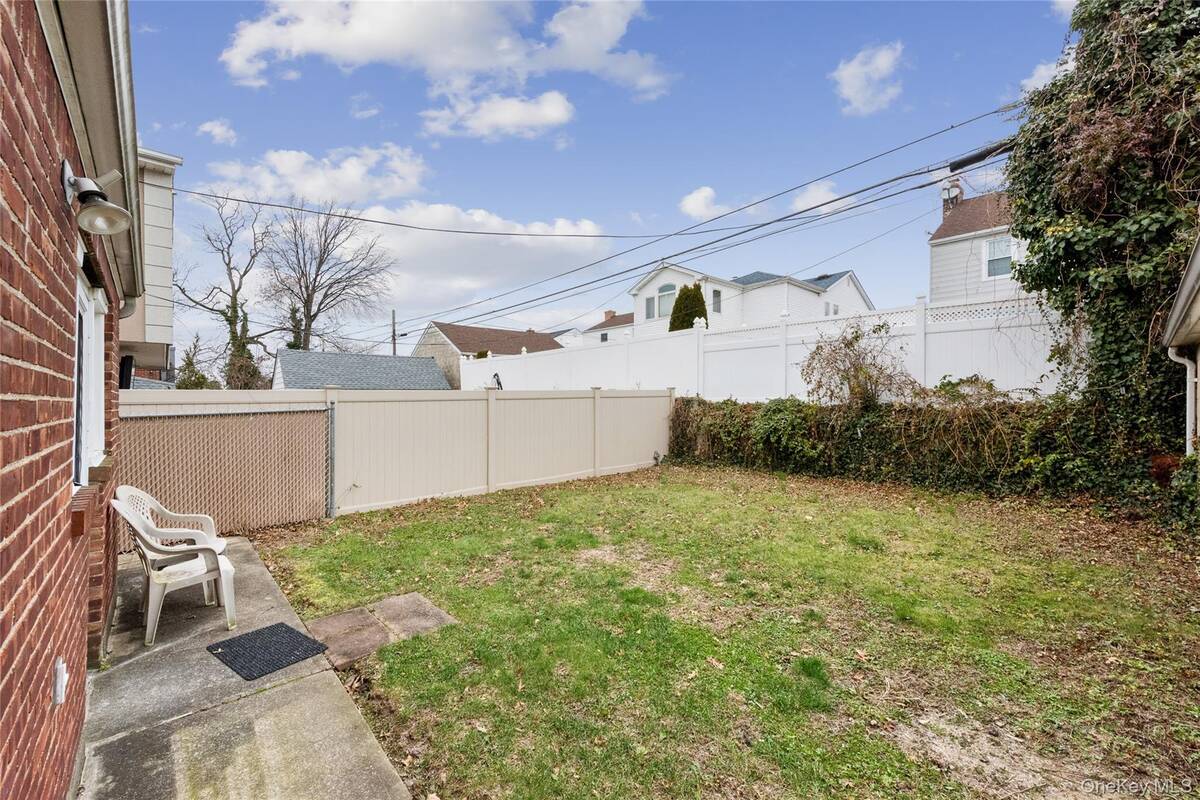 #23 photo, 166-23 24th Avenue, Whitestone , NY 11357