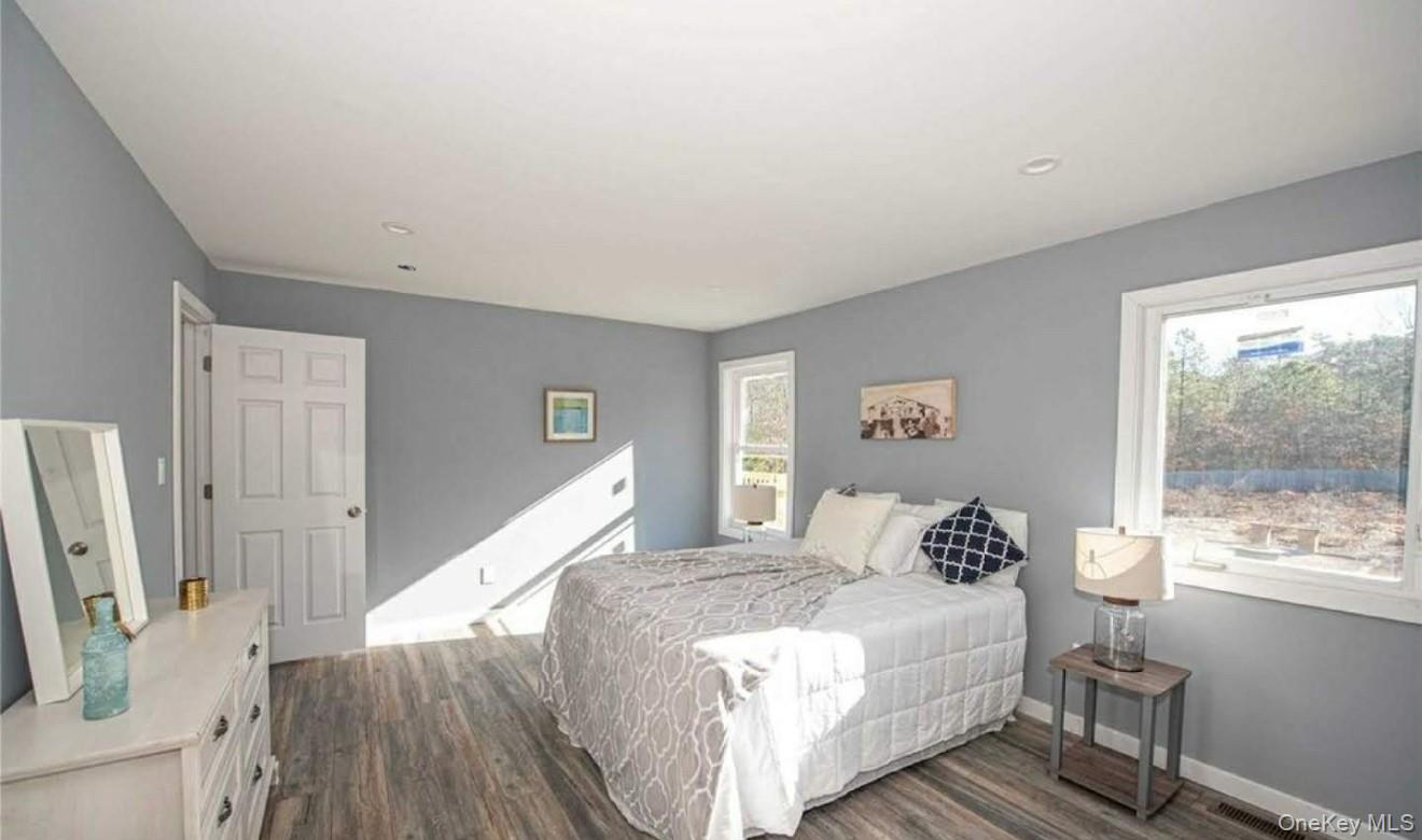 #6 photo, 57 Samantha Drive, Coram , NY 11727