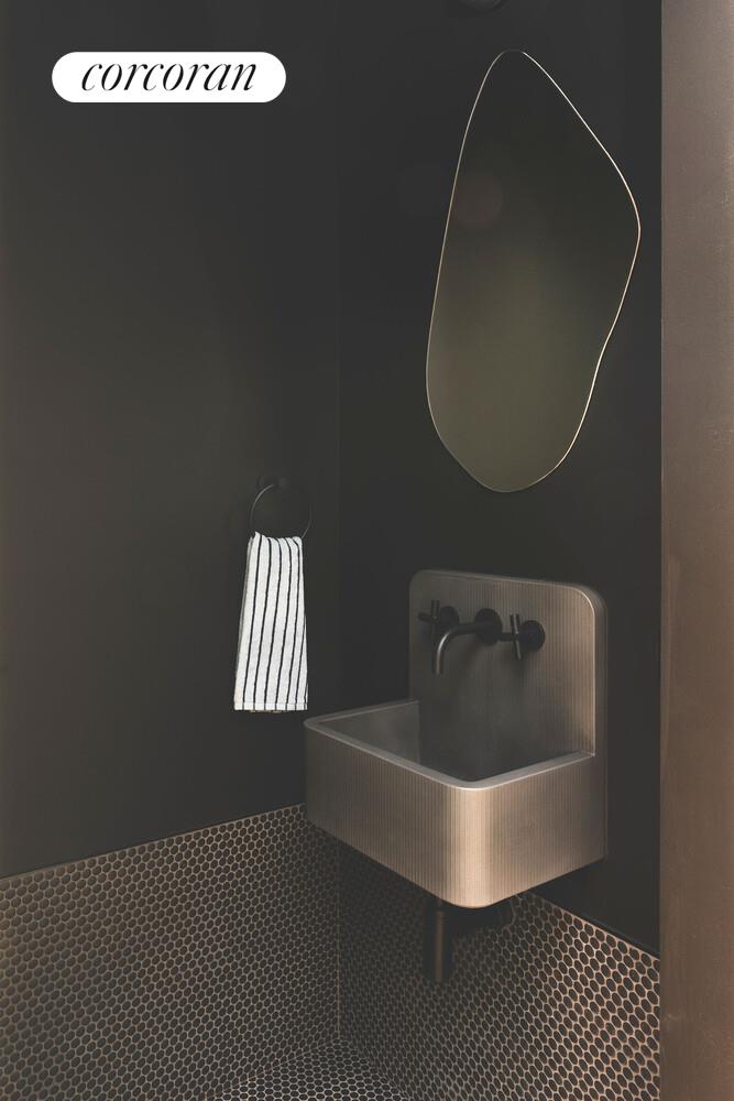 #10 photo, 172 N 6TH Street, Williamsburg , NY 11211