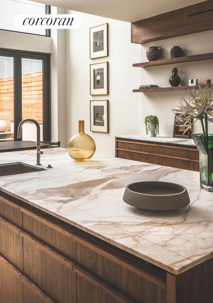 #6 photo, 172 N 6TH Street, Williamsburg , NY 11211