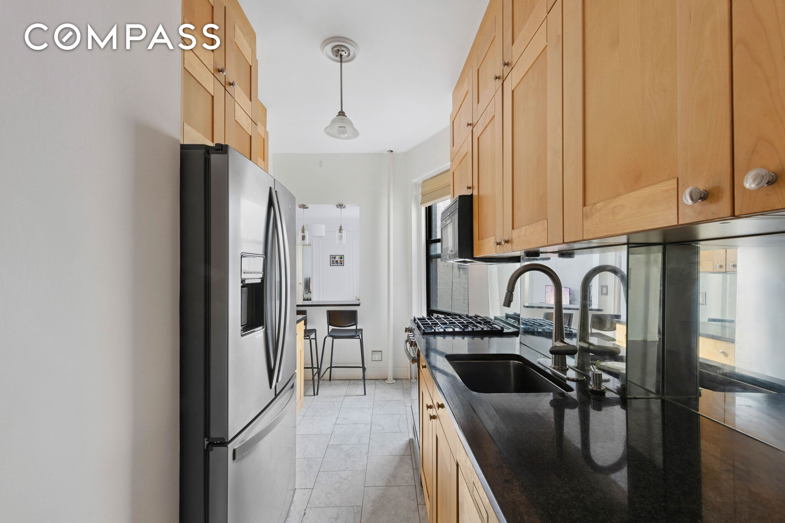 #4 photo, 166 E 92nd Street, Upper East Side , NY 10128