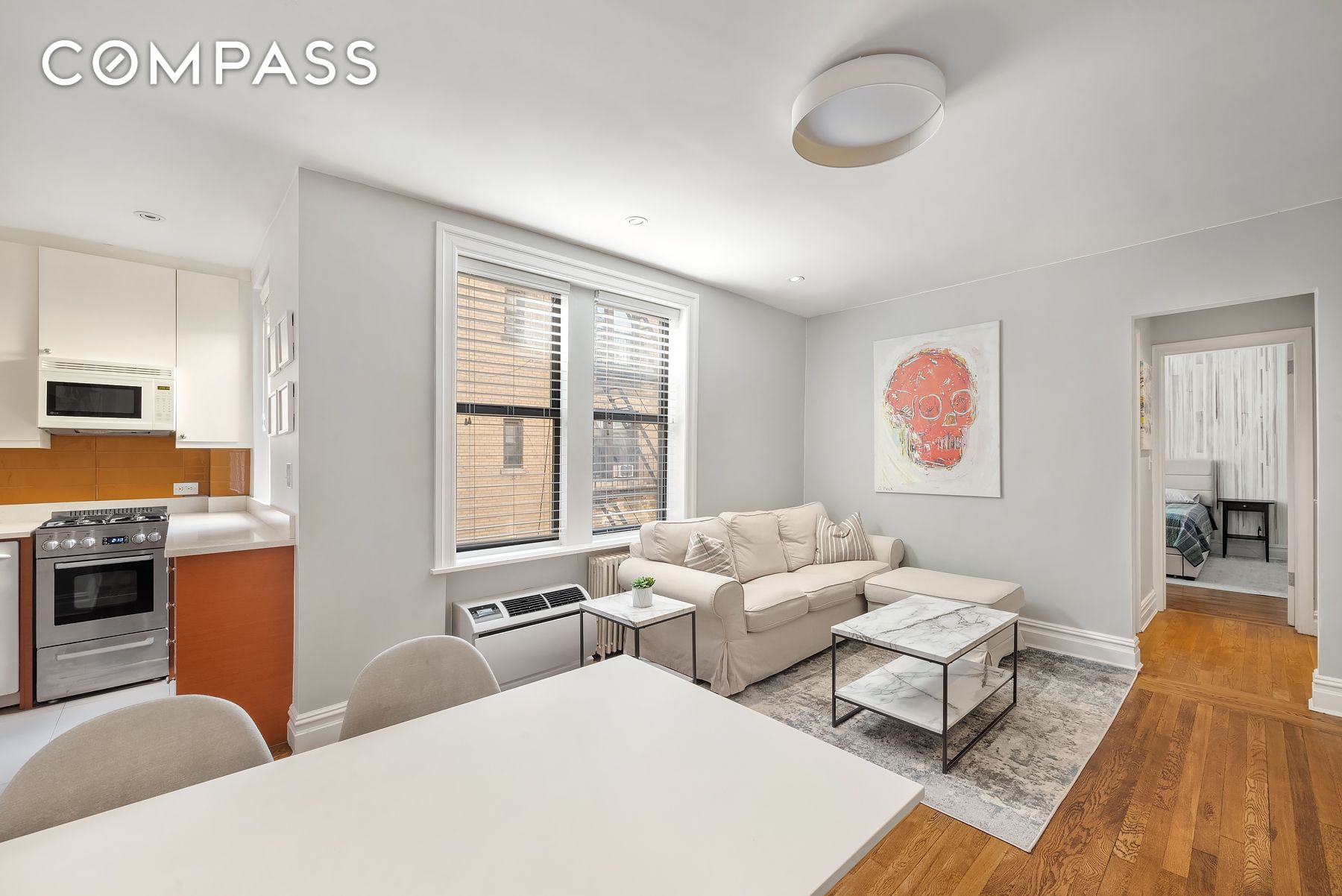 #1 photo, 319 W 18th Street, Chelsea , NY 10011