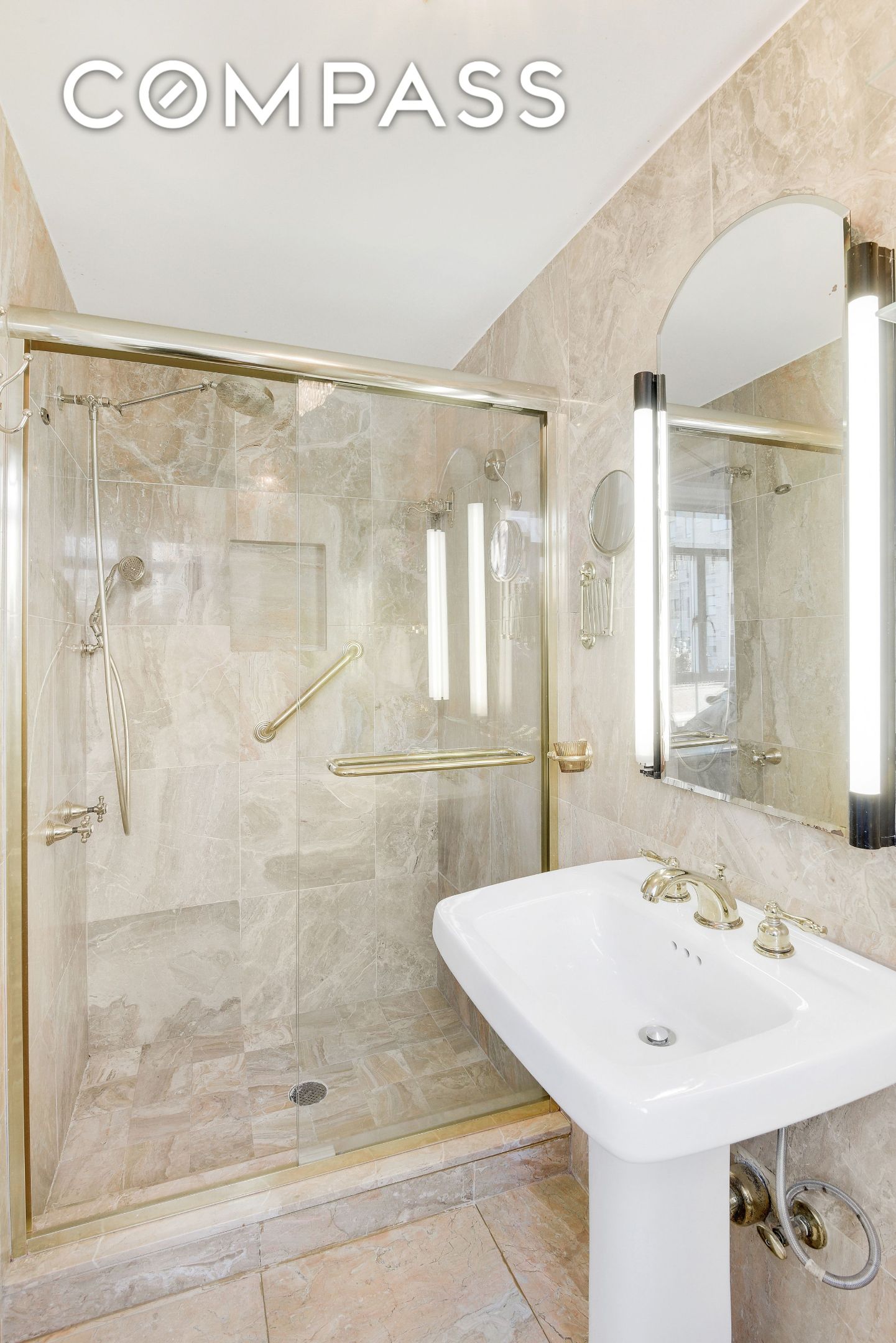 #15 photo, 44 E 67th Street, Lenox Hill , NY 10065