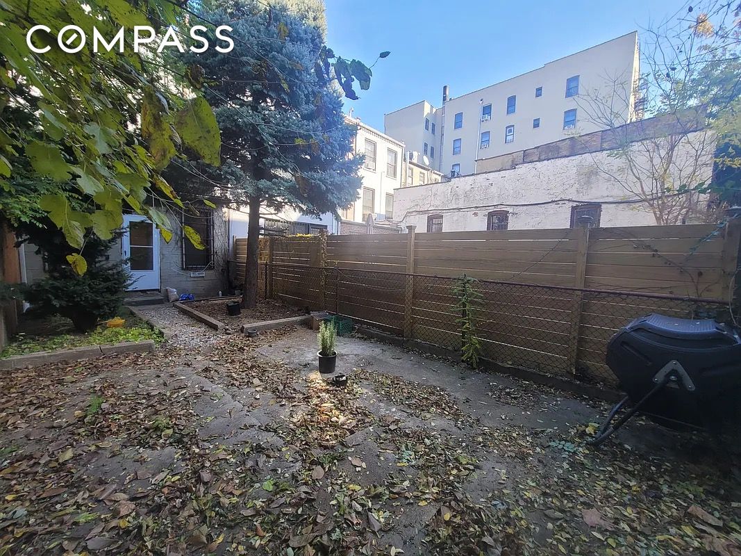 #6 photo, New York City, East Harlem , NY 10035