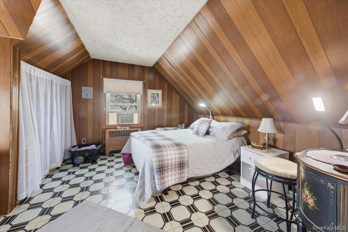 #20 photo, 96 White Plains Avenue, West Harrison , NY 10604