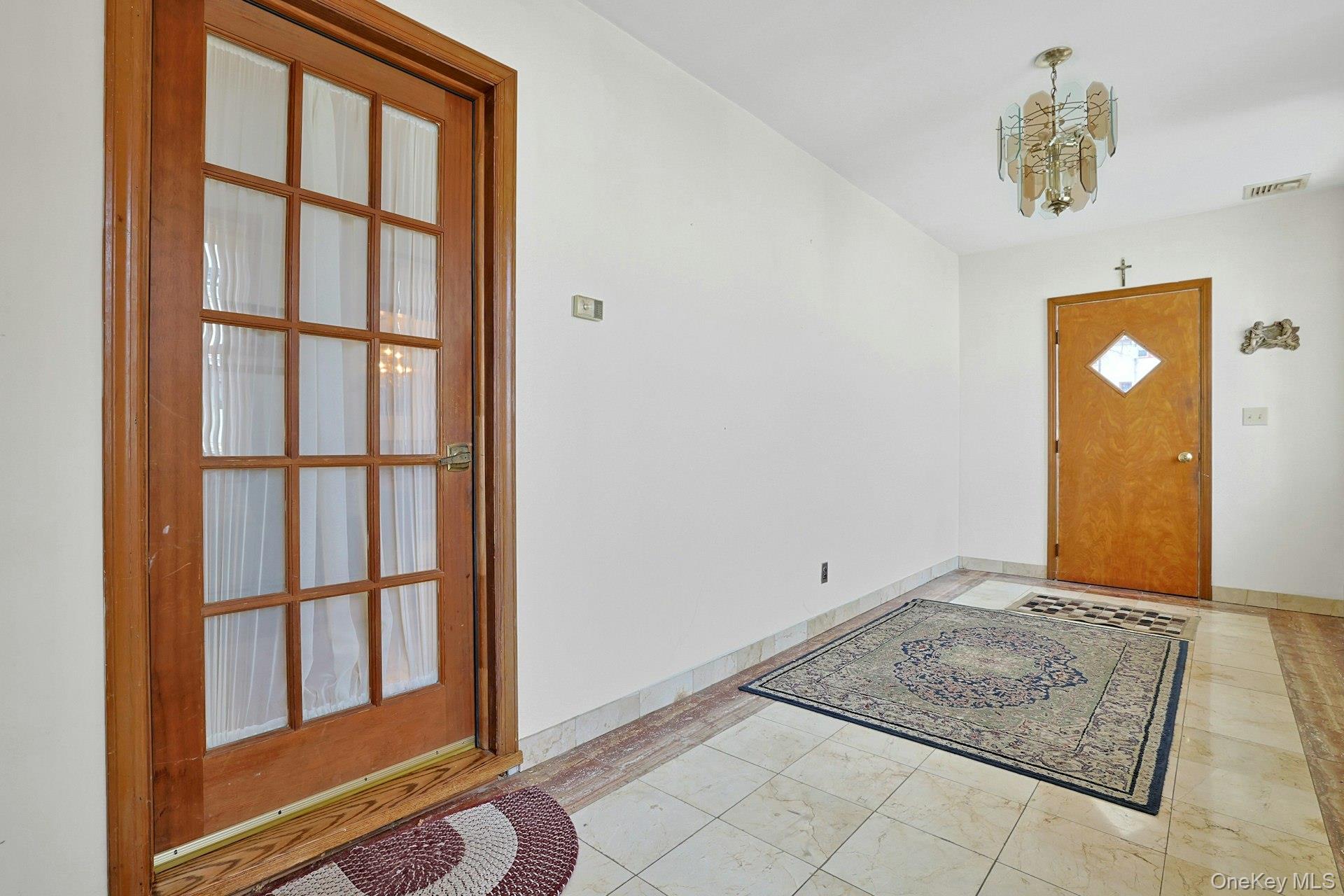 #4 photo, 16 Richardson Place, Eastchester , NY 10709