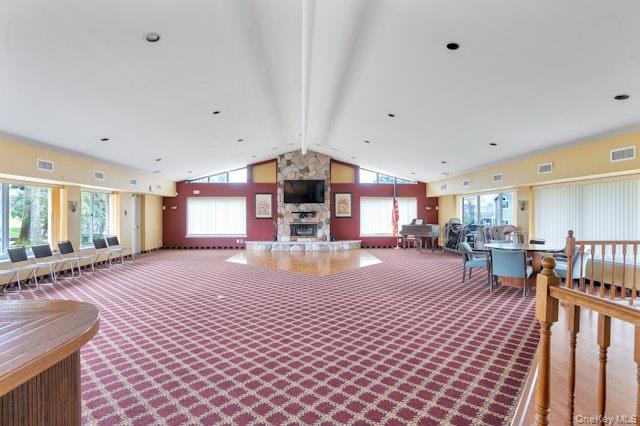 #10 photo, 745 Spring Lake Drive, サフォーク郡 Middle Island , NY 11953