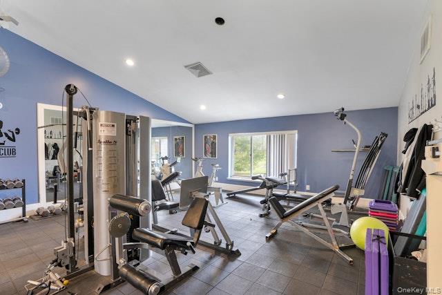 #5 photo, 745 Spring Lake Drive, サフォーク郡 Middle Island , NY 11953