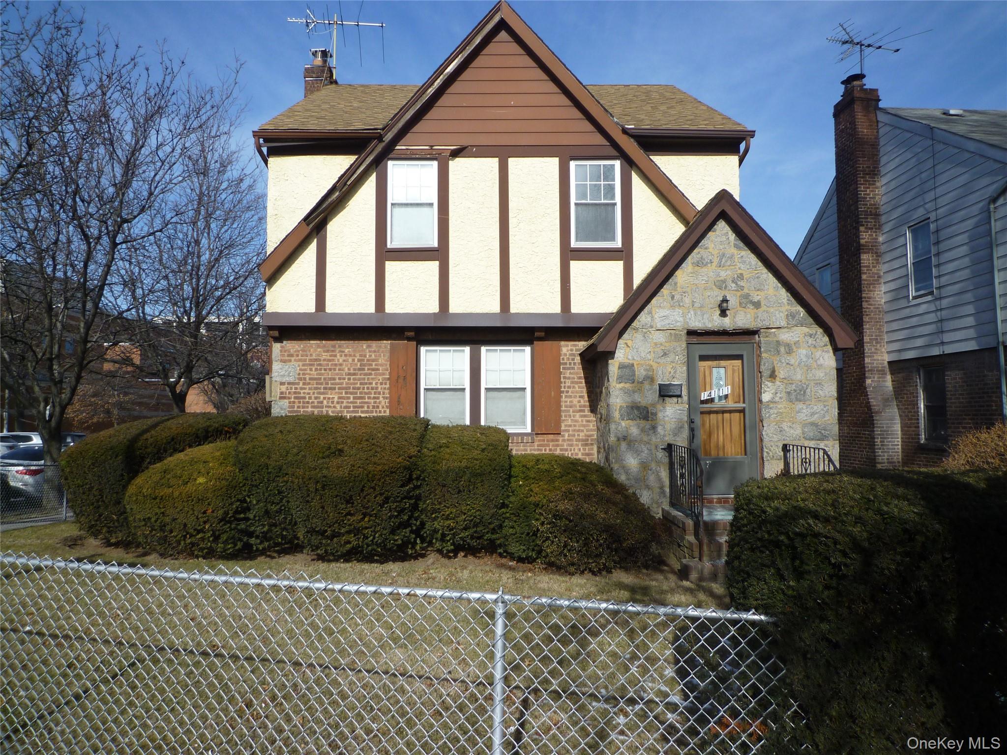 #1 photo, 141-11 Booth Memorial Avenue, Flushing , NY 11355