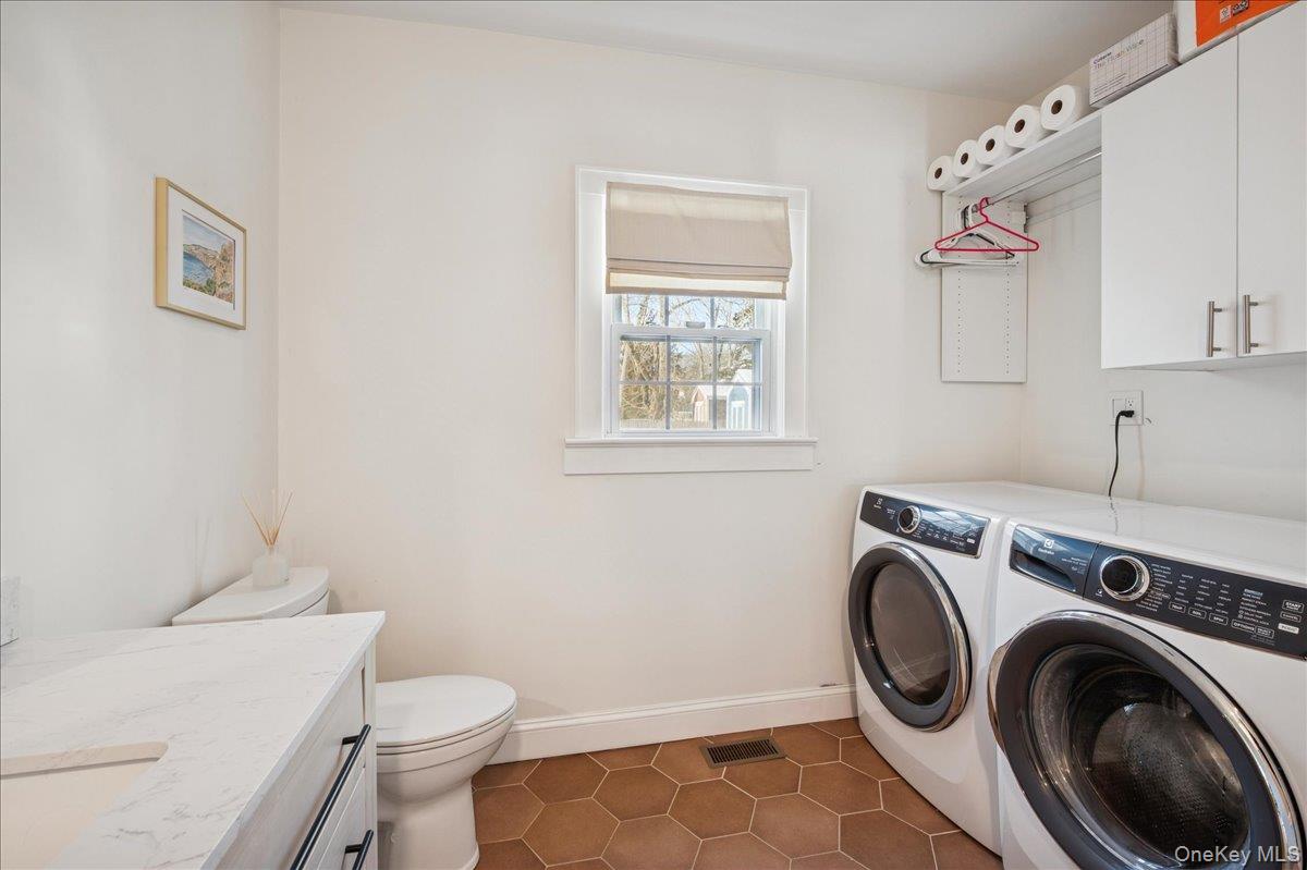 #13 photo, 36 Atlantic Avenue, Blue Point , NY 11715