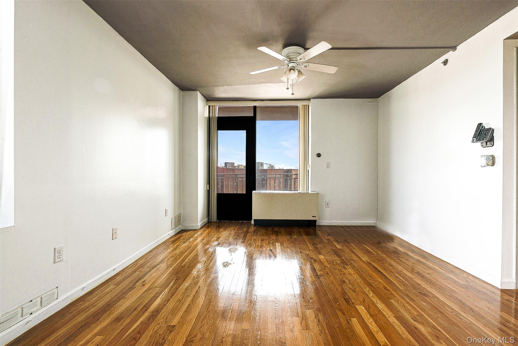 #16 photo, 116-24 Grosvenor Lane, Kew Gardens , NY 11415