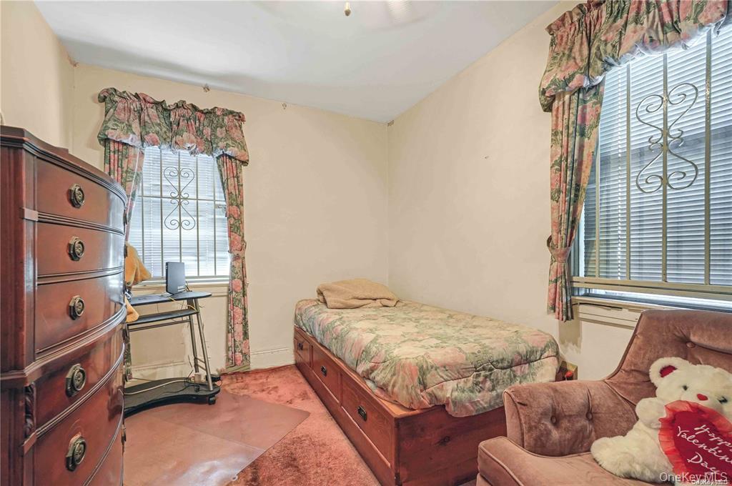 #11 photo, 117-28 202nd Street, Saint Albans , NY 11412