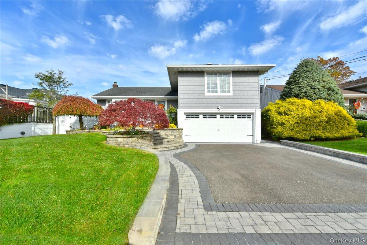 #1 photo, 72 Narwood Road, Massapequa , NY 11758