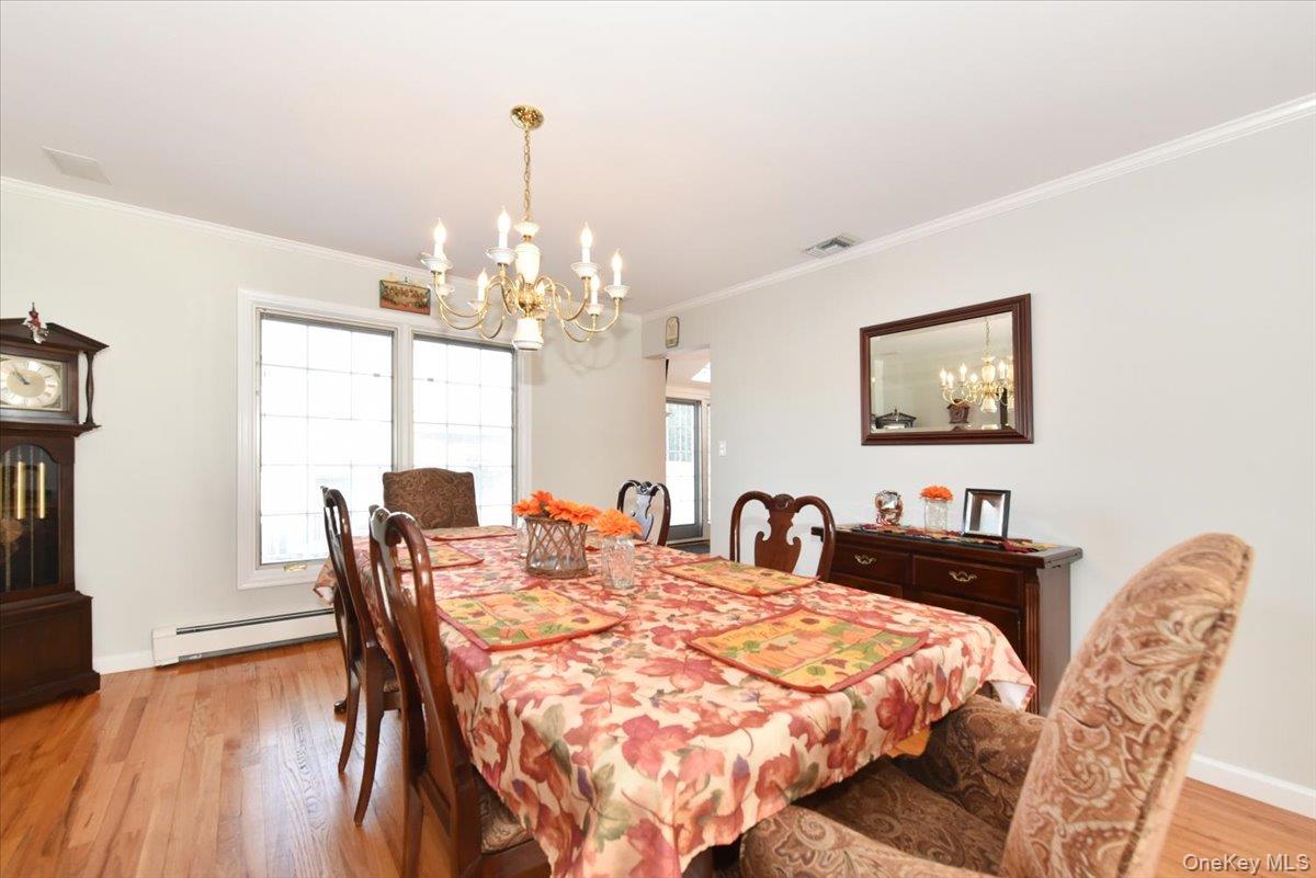 #11 photo, 72 Narwood Road, Massapequa , NY 11758