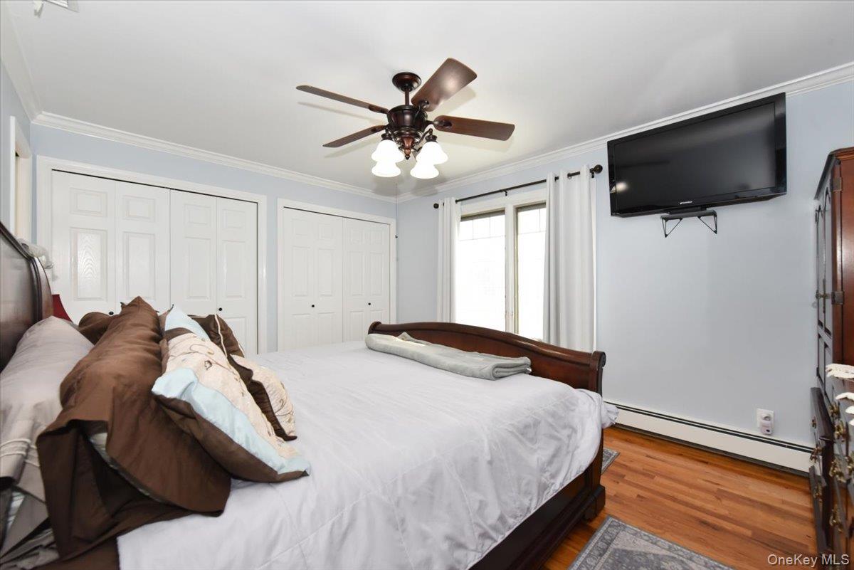 #20 photo, 72 Narwood Road, Massapequa , NY 11758