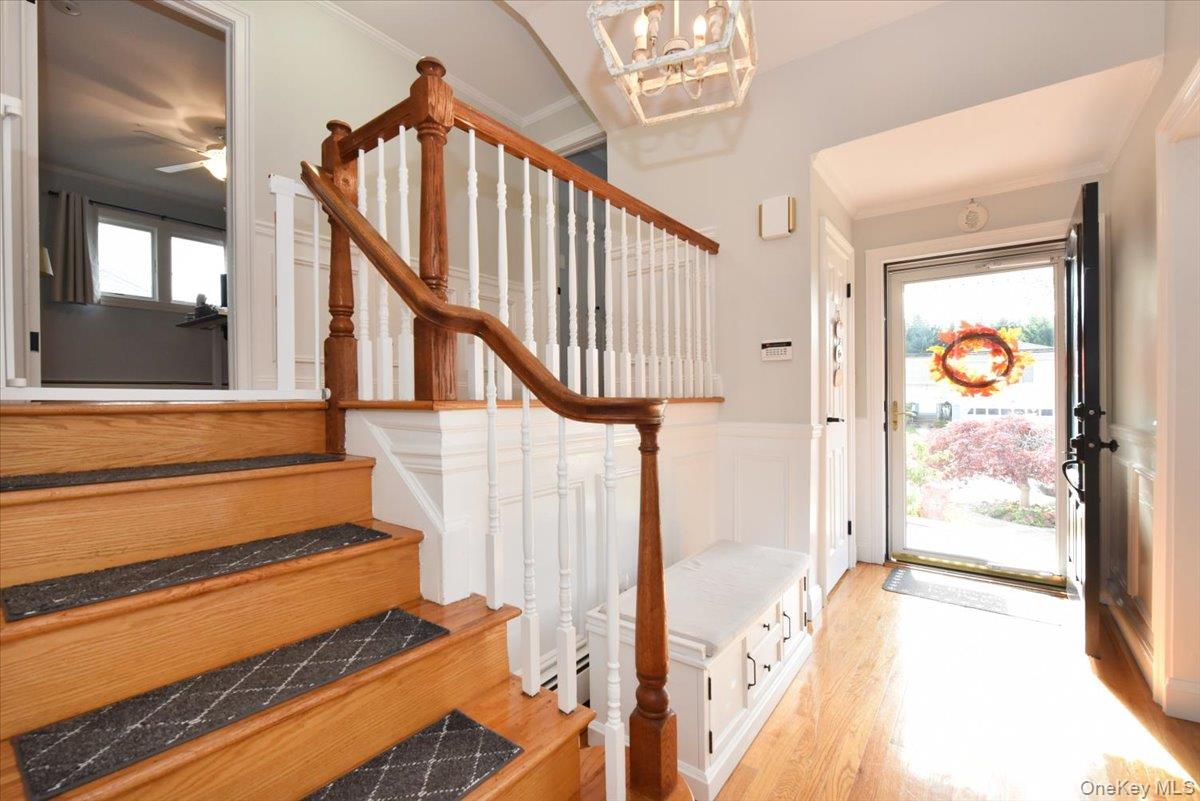 #5 photo, 72 Narwood Road, Massapequa , NY 11758