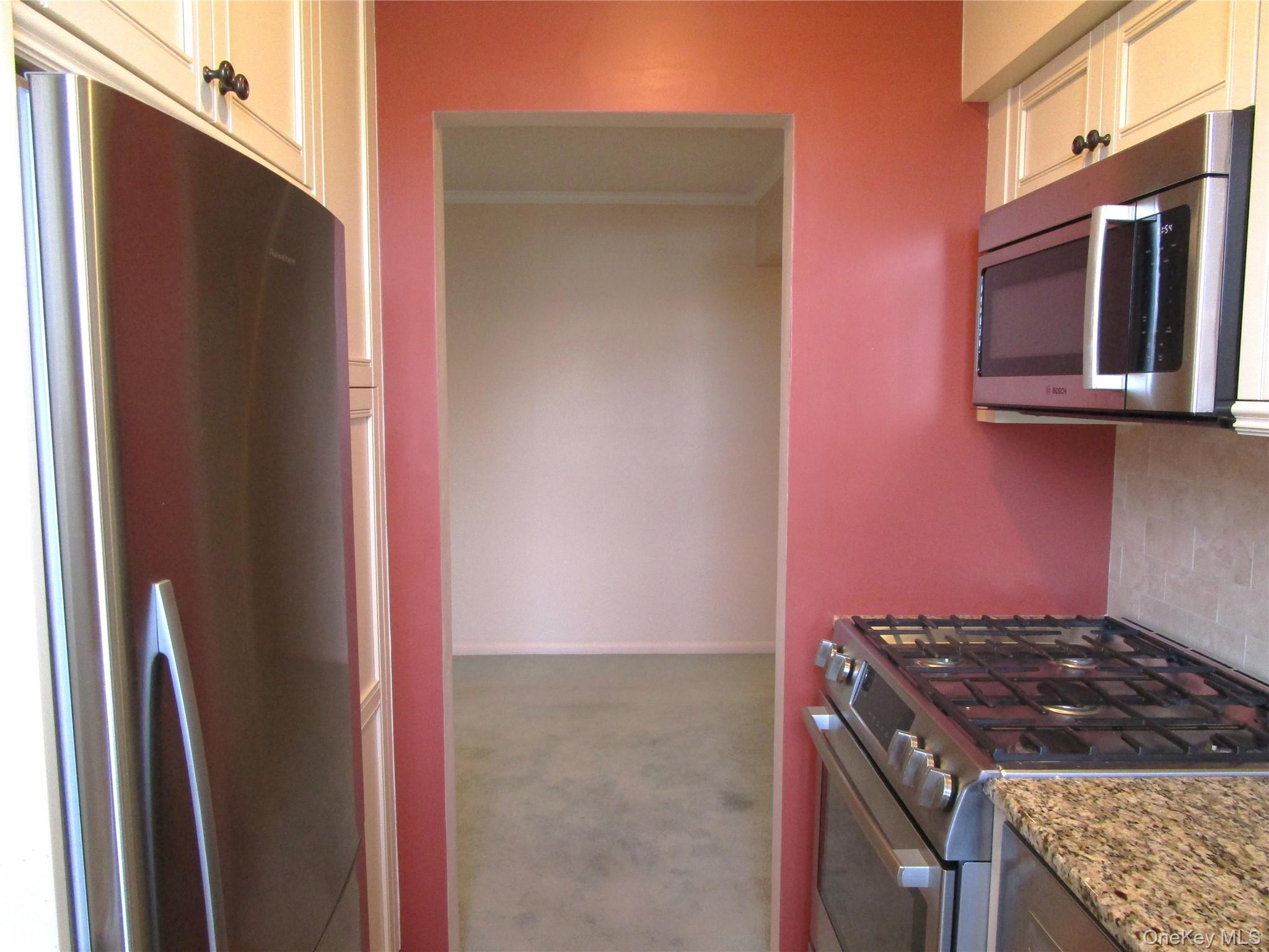 #17 photo, 40 Daley Place, Lynbrook , NY 11563