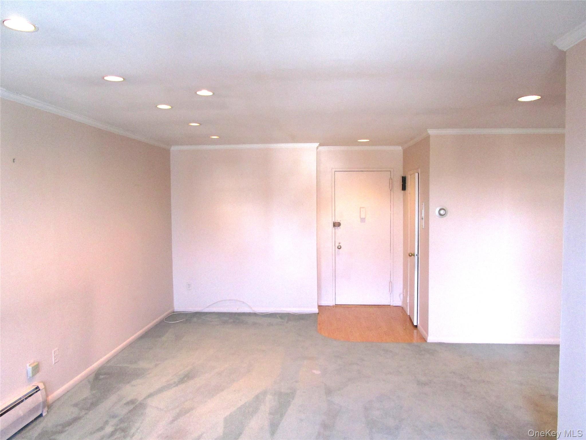 #7 photo, 40 Daley Place, Lynbrook , NY 11563