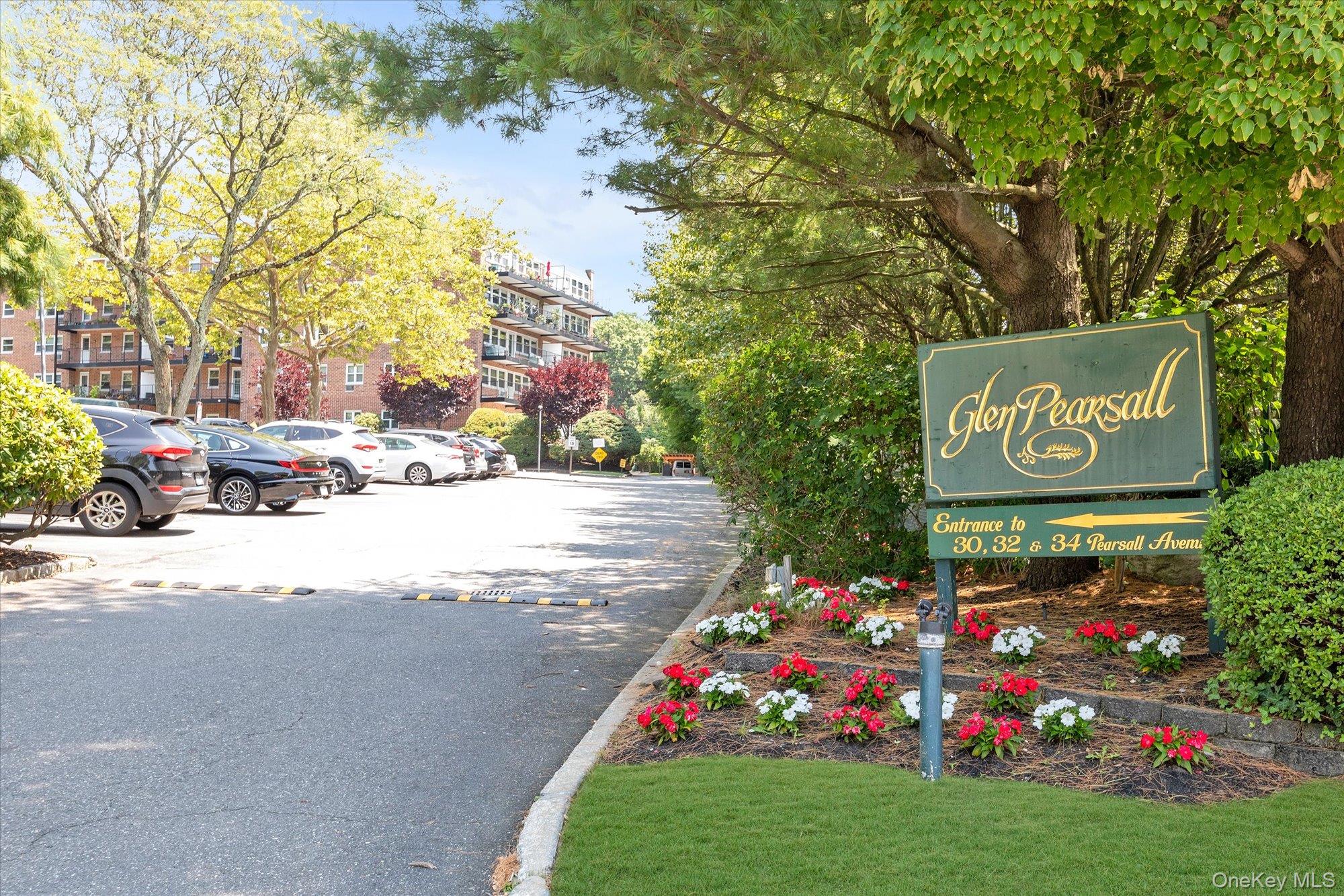 #1 photo, 32 Pearsall Avenue, Glen Cove , NY 11542