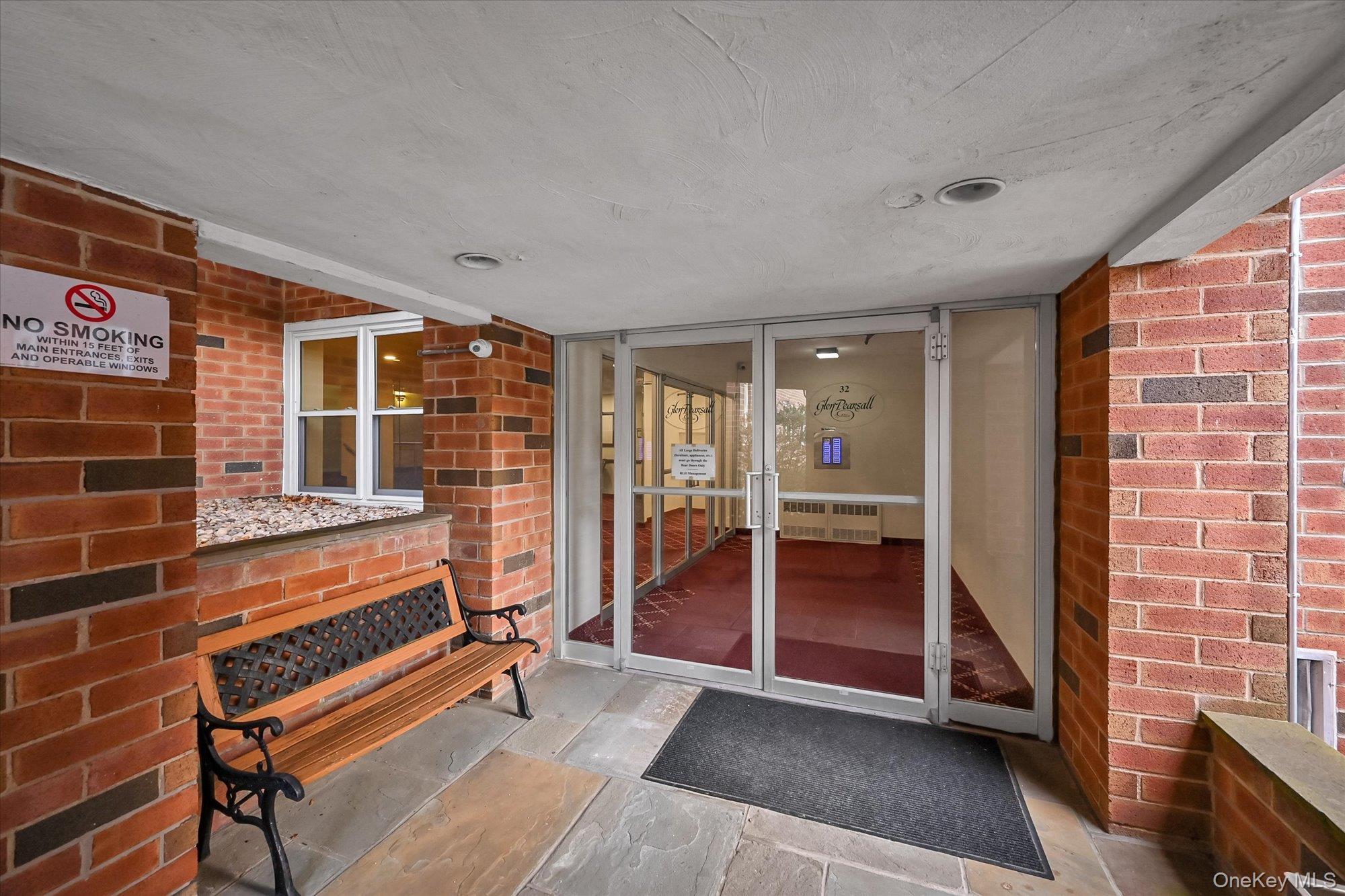 #2 photo, 32 Pearsall Avenue, Glen Cove , NY 11542