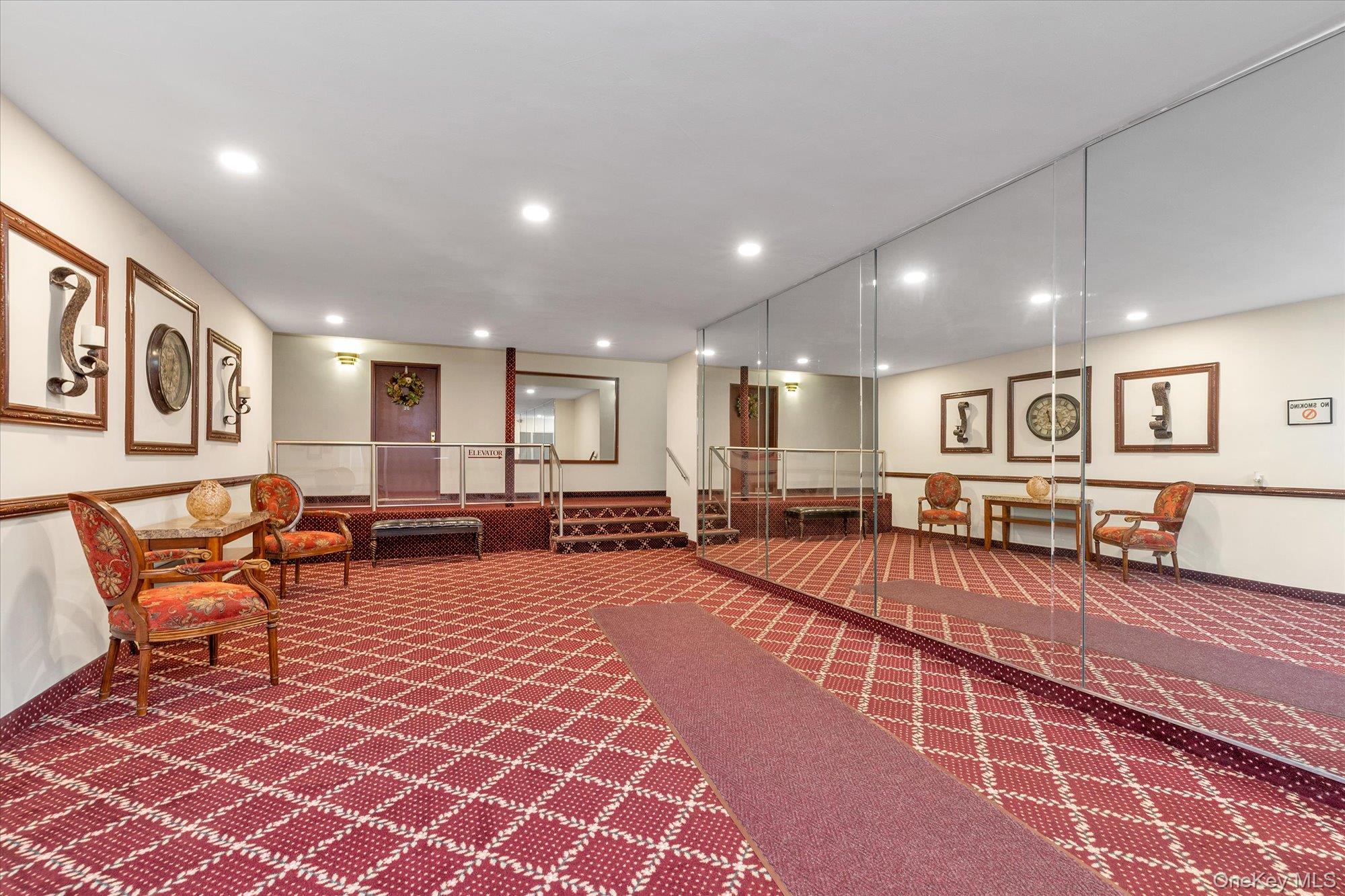 #4 photo, 32 Pearsall Avenue, Glen Cove , NY 11542