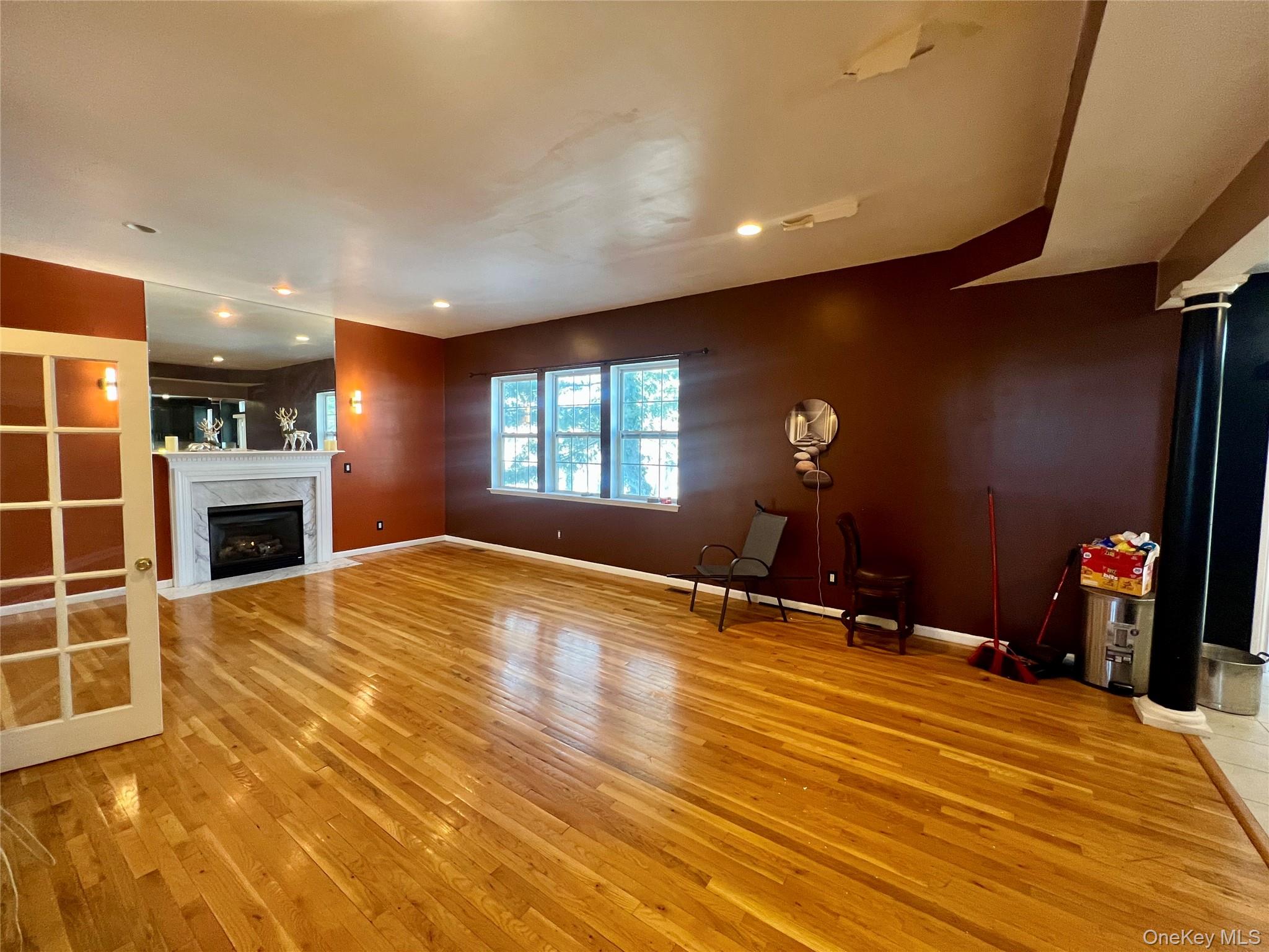 #6 photo, 39 Independence Way, Miller Place , NY 11764