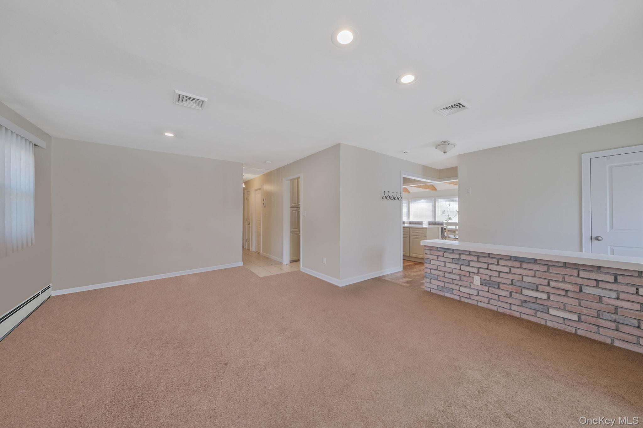 #19 photo, 35 Strafford Street, Mastic , NY 11950