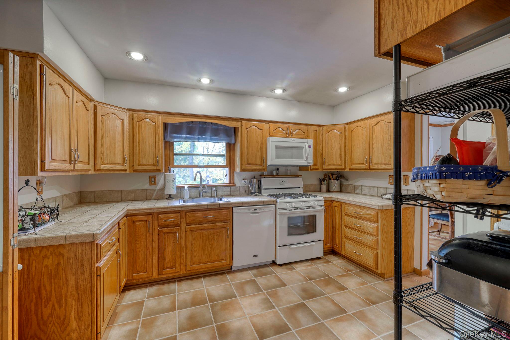 #10 photo, 4 Irene Court, Fishkill , NY 12524