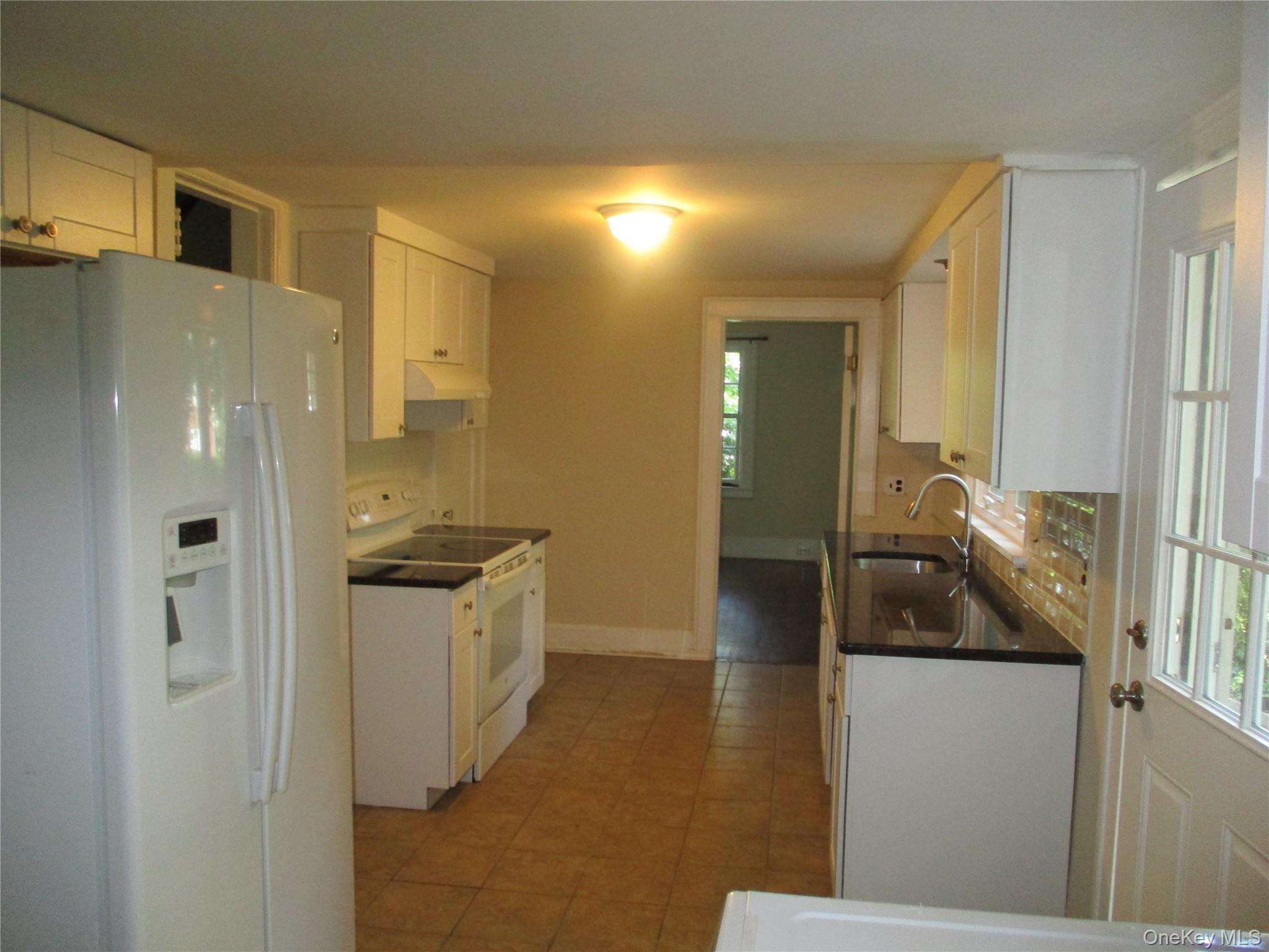 #3 photo, 8 Ridgecrest, Scarsdale , NY 10583