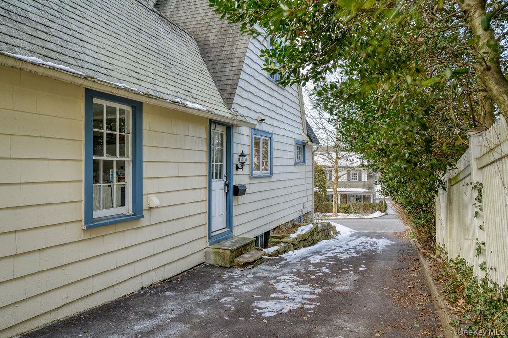 #5 photo, 8 Ridgecrest, Scarsdale , NY 10583