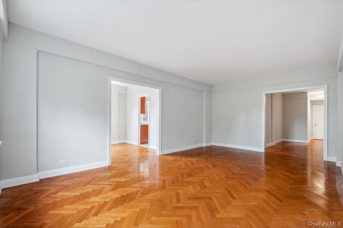 #3 photo, 45 Popham Road, Scarsdale , NY 10583