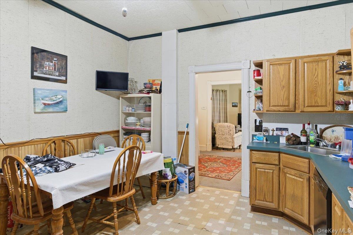 #13 photo, 37 Summit Avenue, Catskill , NY 12414