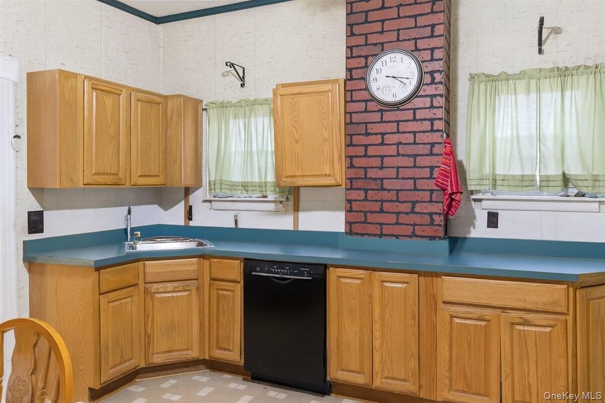 #14 photo, 37 Summit Avenue, Catskill , NY 12414