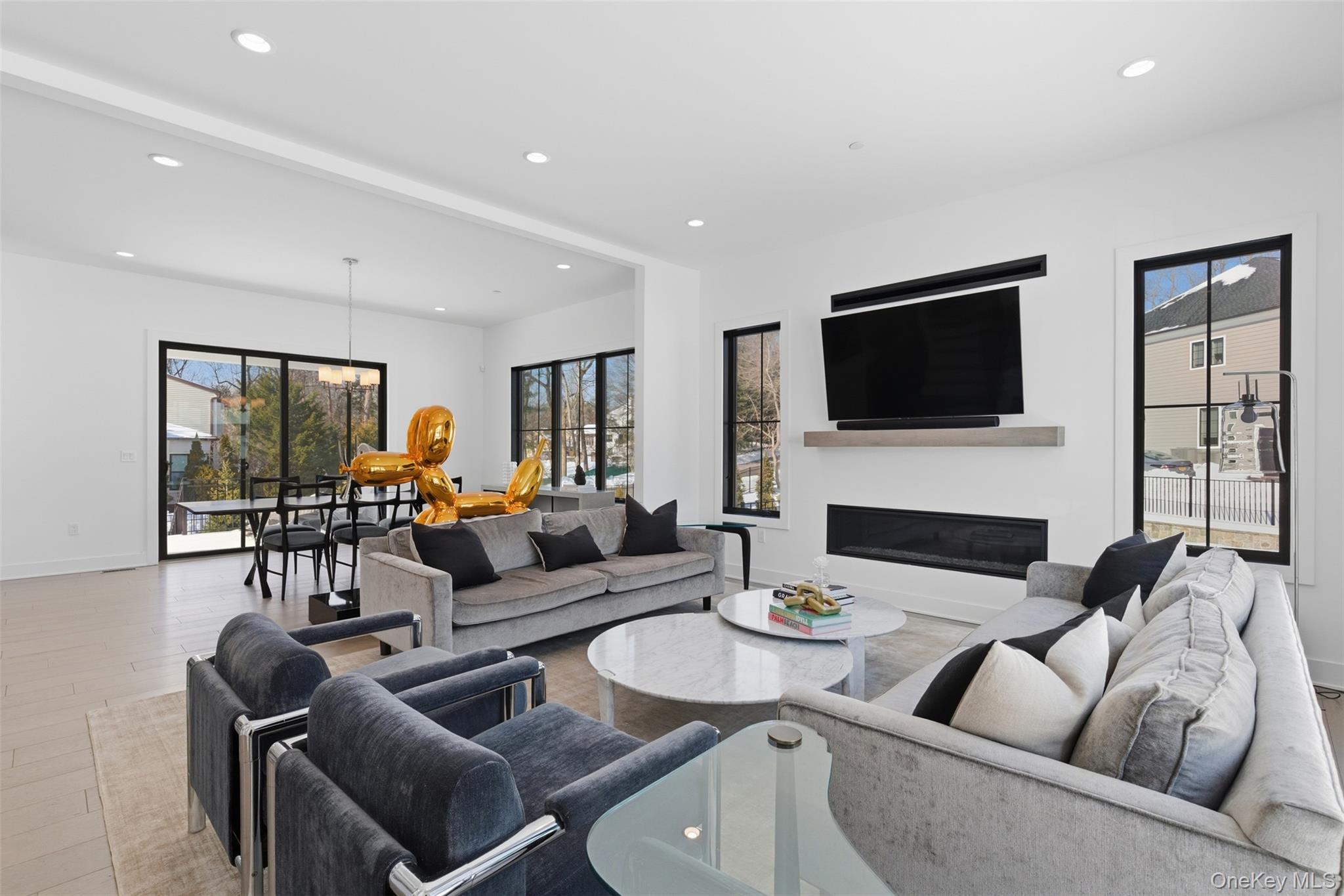 #7 photo, 9 Sequoia Circle, Manhasset , NY 11030