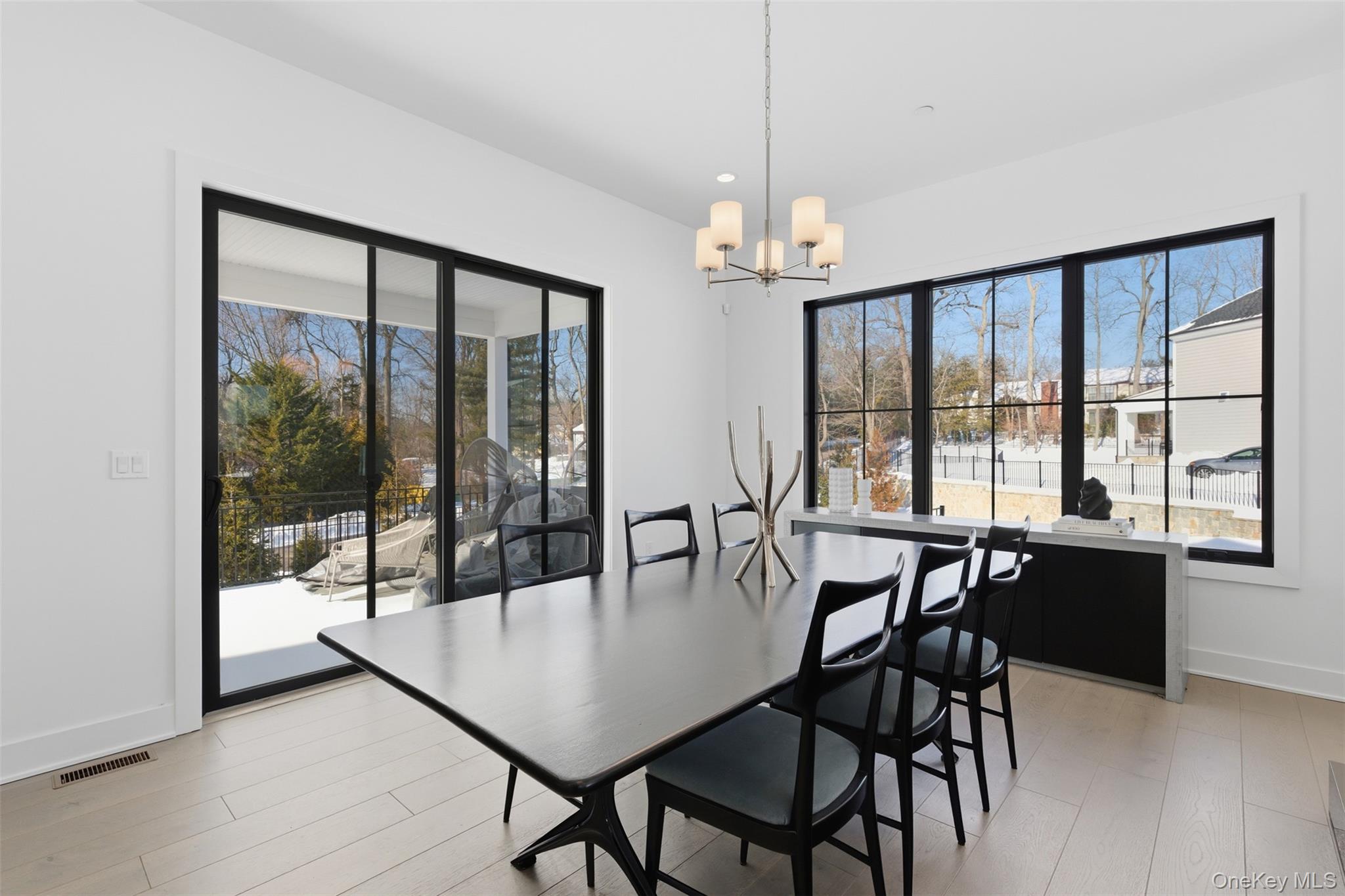 #9 photo, 9 Sequoia Circle, Manhasset , NY 11030