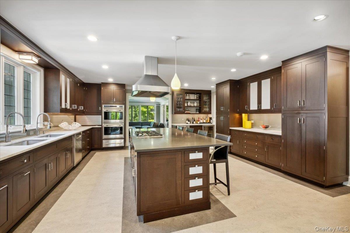 #14 photo, 54 Inverness Road, Scarsdale , NY 10583