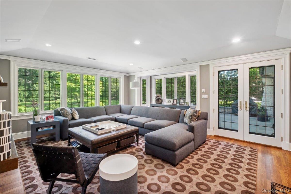 #15 photo, 54 Inverness Road, Scarsdale , NY 10583