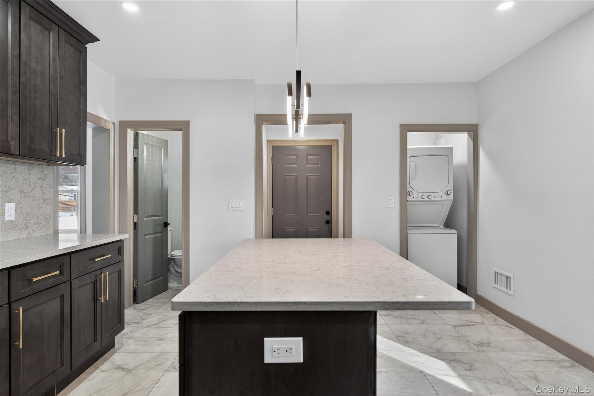 #16 photo, 62 Poplar Street, Newburgh , NY 12550