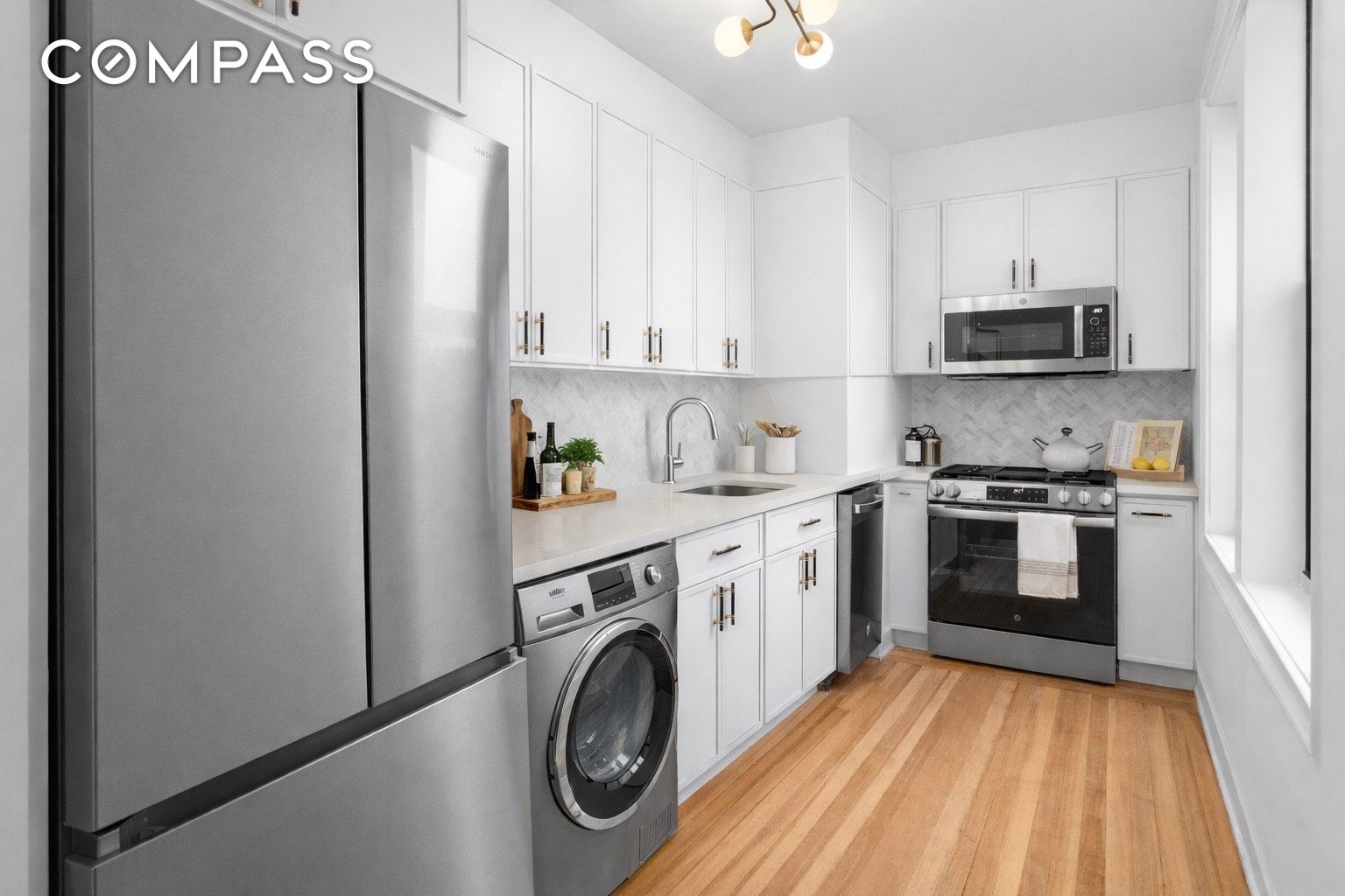 #4 photo, 28 W 69th Street, Upper West Side , NY 10023