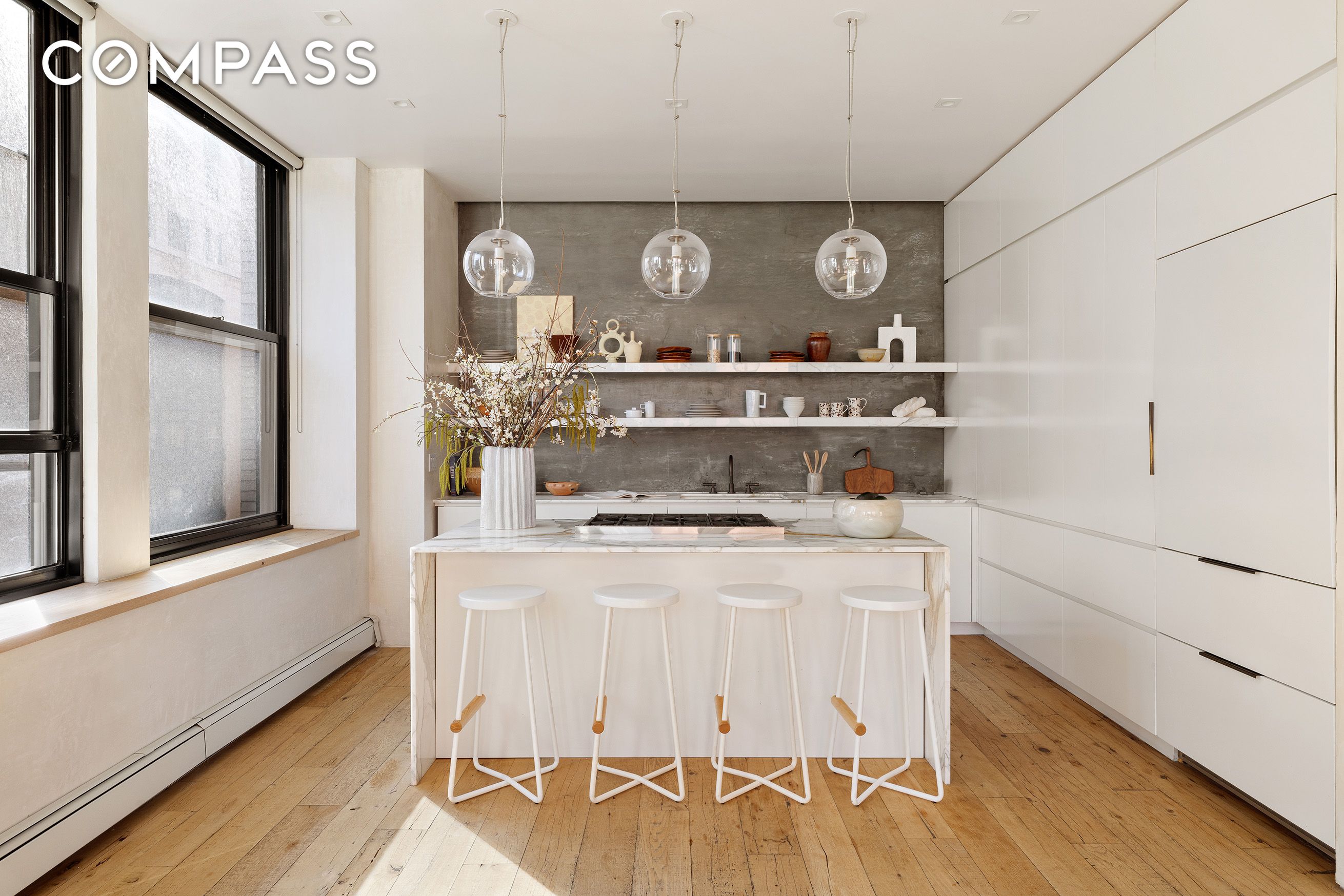 #12 photo, 250 Mercer Street, Greenwich Village , NY 10012