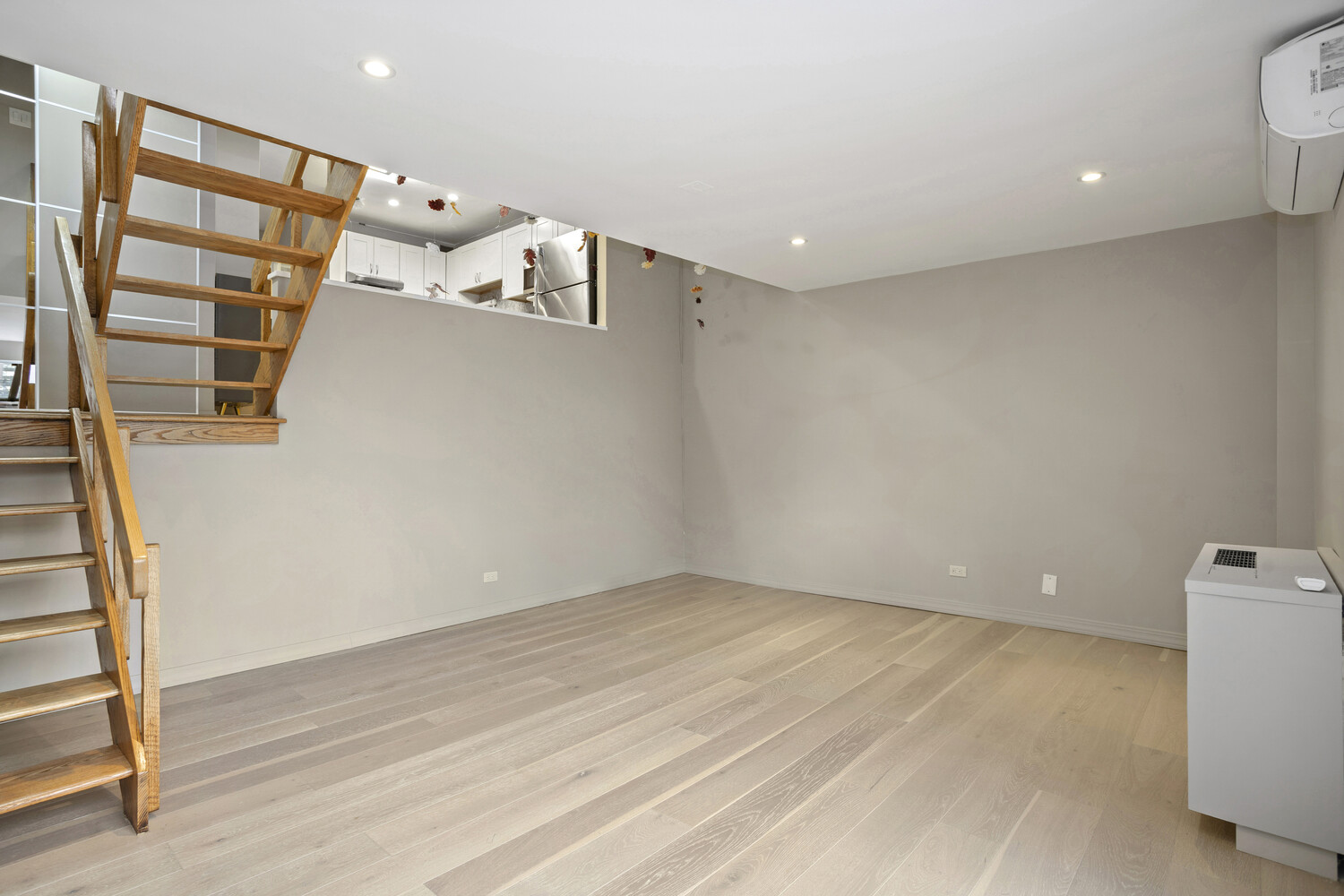 #5 photo, New York City, Yorkville , NY 10028