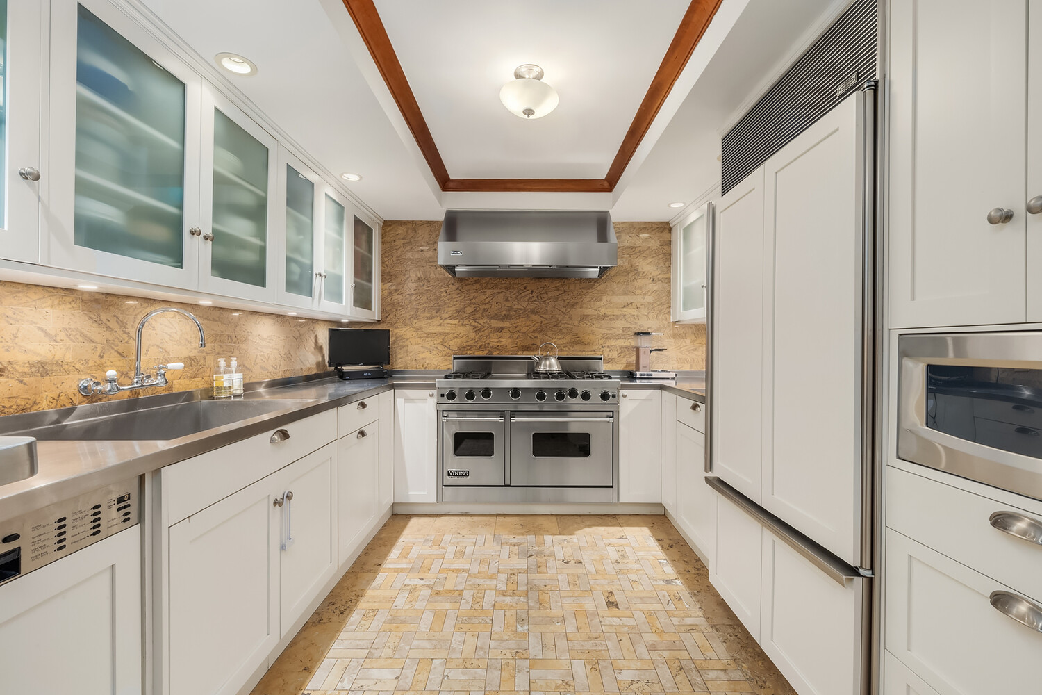 #8 photo, New York City, מנהטן Sutton Place , NY 10022