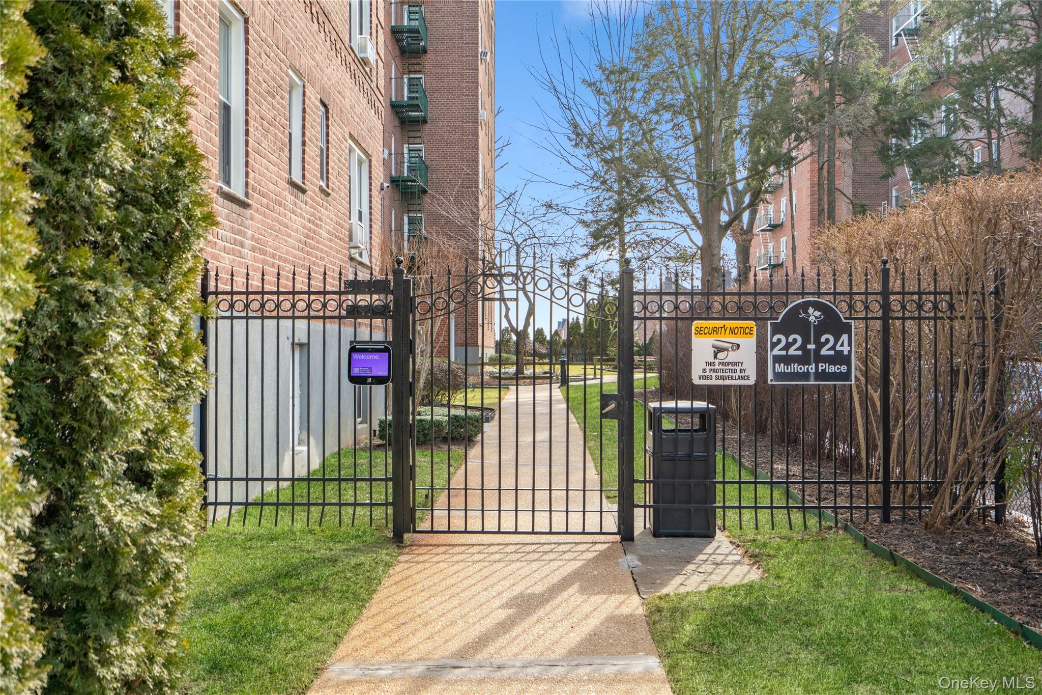 #10 photo, 24 Mulford Place, Hempstead , NY 11550