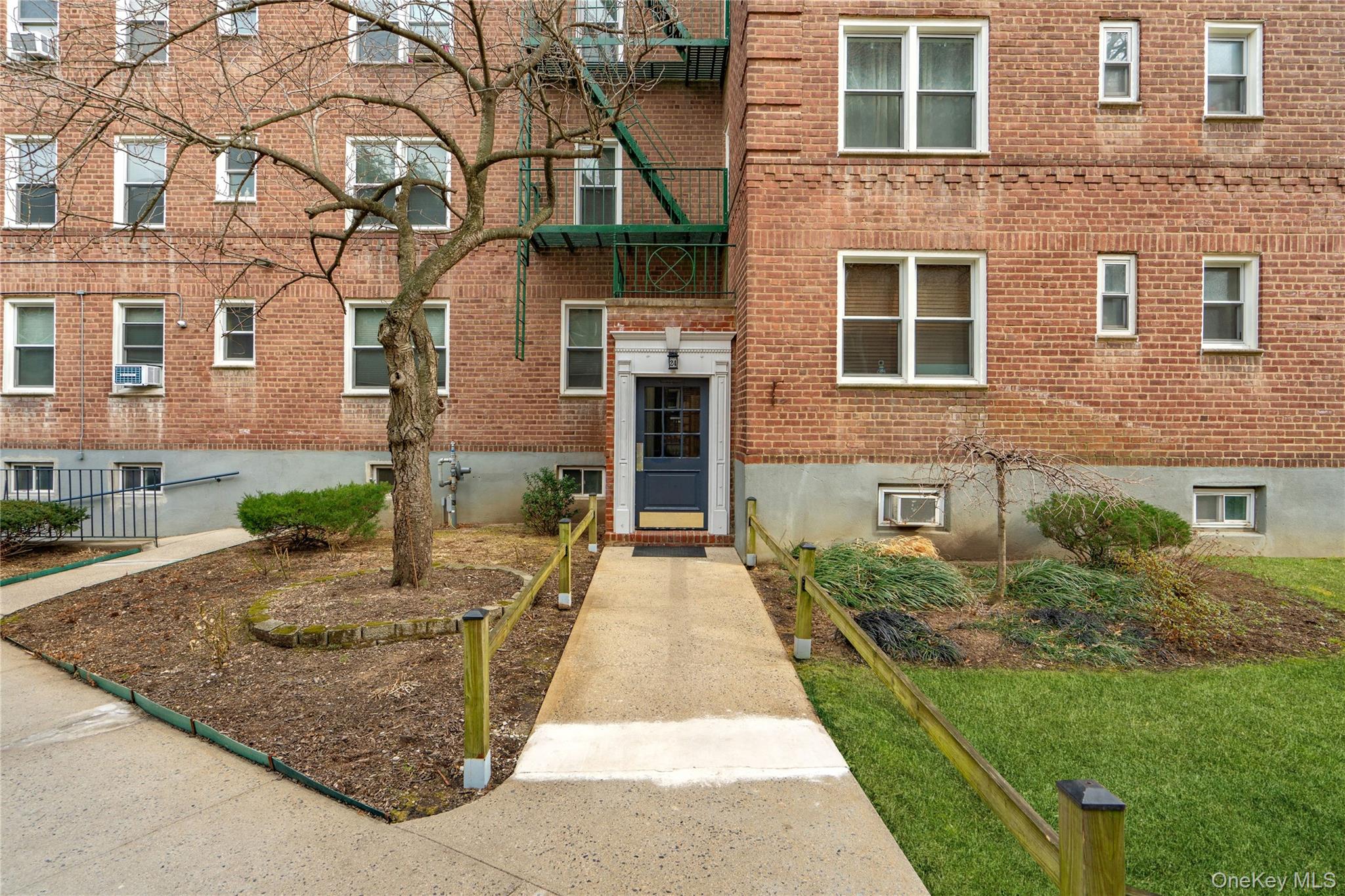 #14 photo, 24 Mulford Place, Hempstead , NY 11550