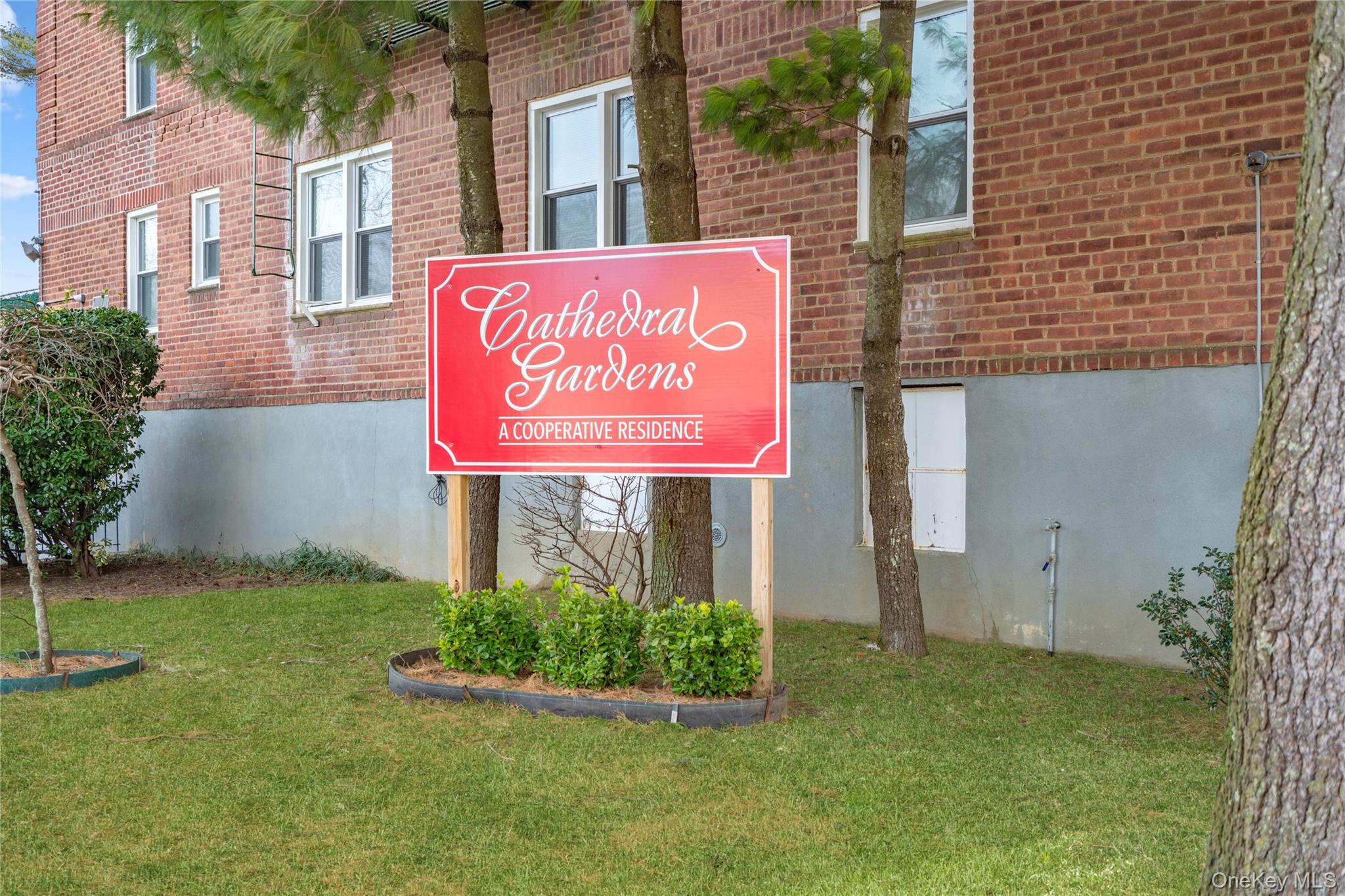 #15 photo, 24 Mulford Place, Hempstead , NY 11550