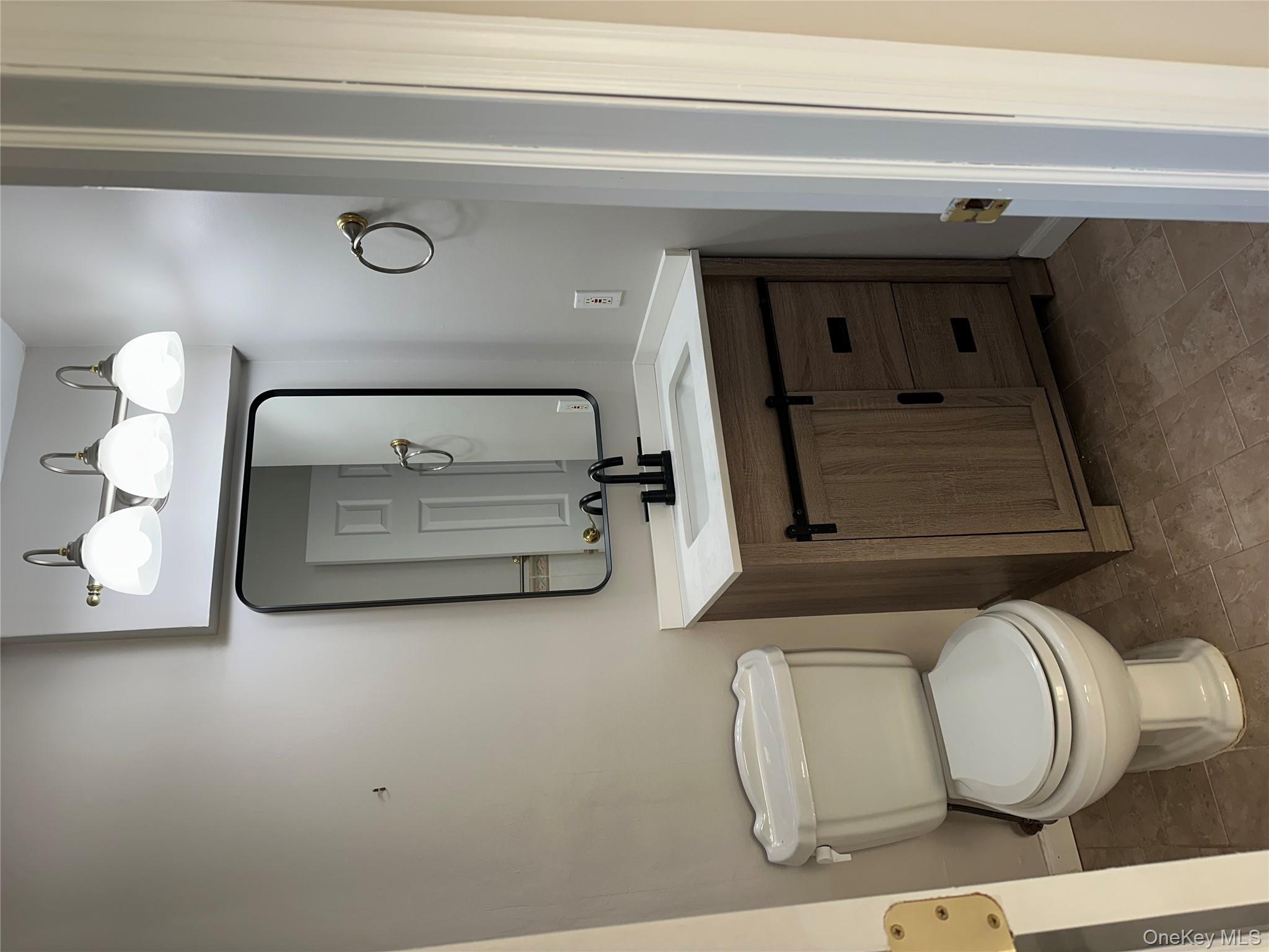 #11 photo, 10 Shiloh Court, Coram , NY 11727